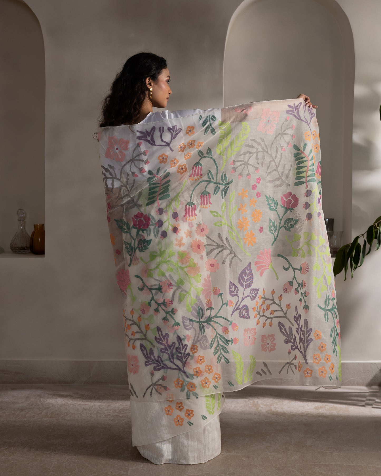 White Pure Organza Silk Jamdani Handloom Saree