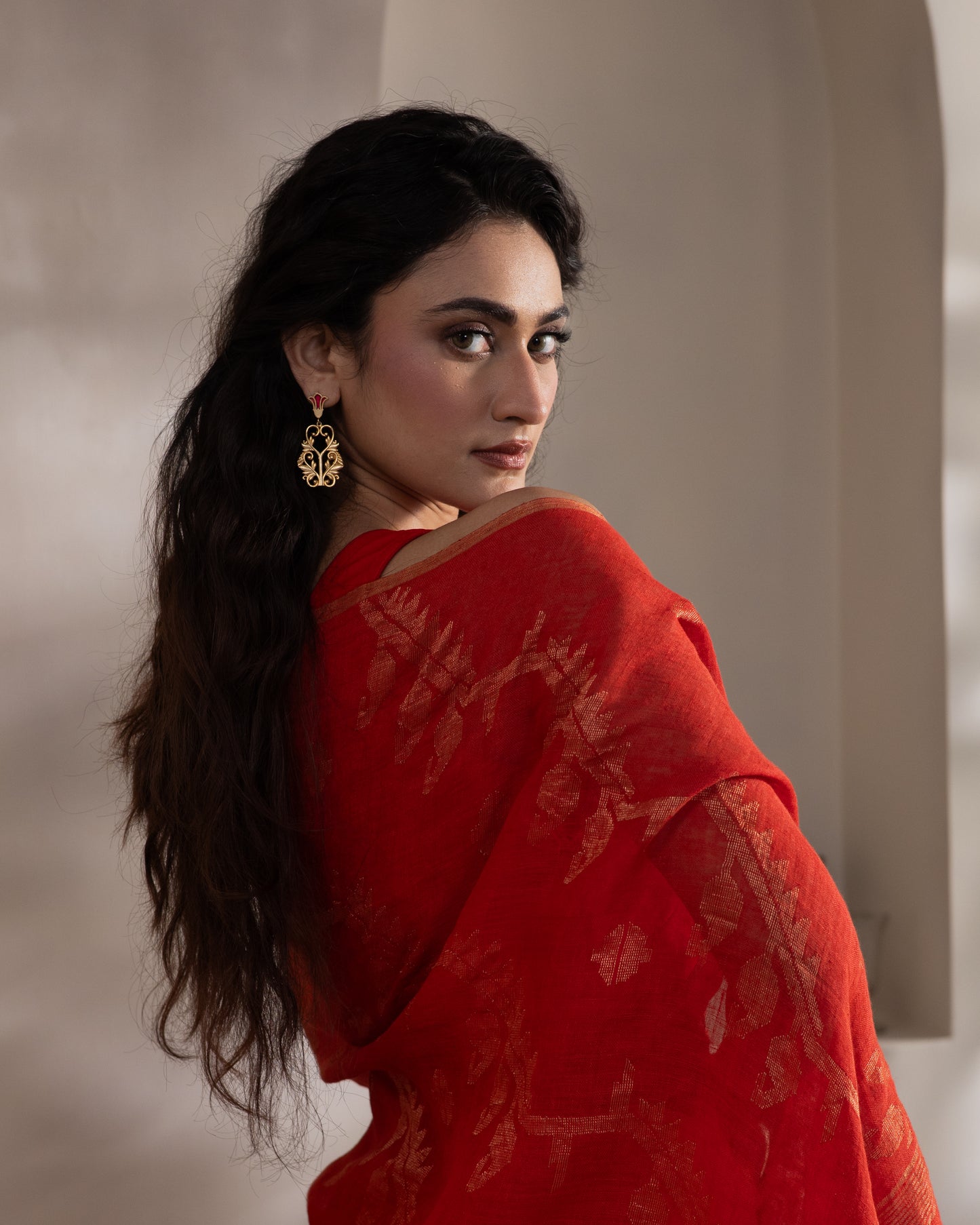 Red Pure Linen Jamdani Handloom Saree