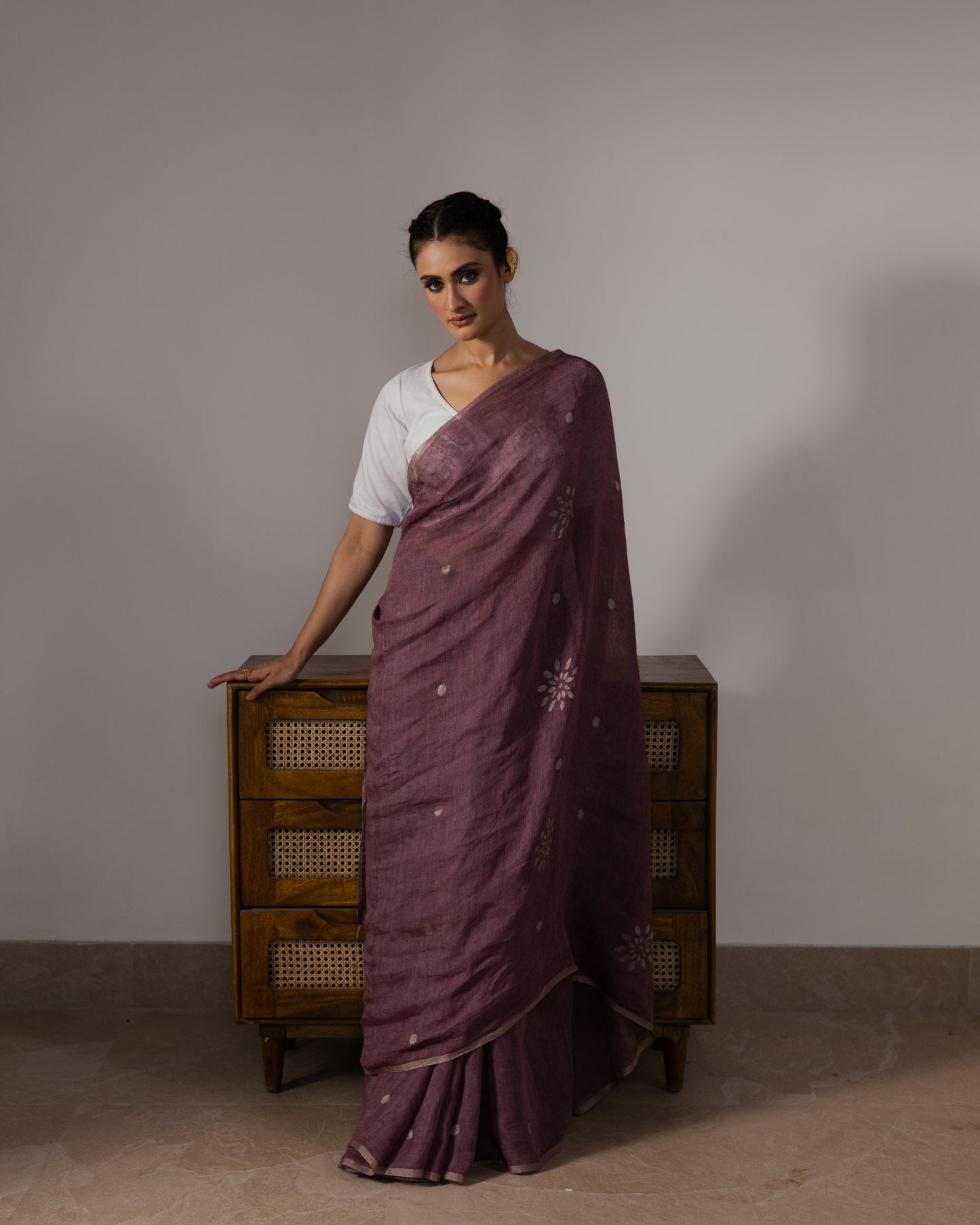Mauve Pure Linen Jamdani Handloom Saree