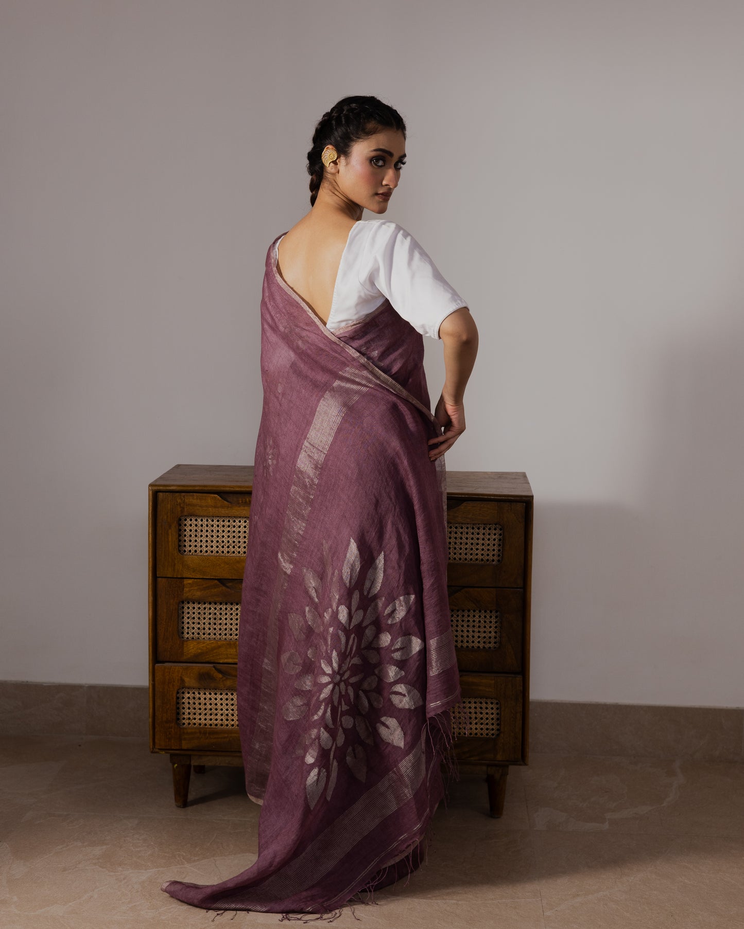Mauve Pure Linen Jamdani Handloom Saree