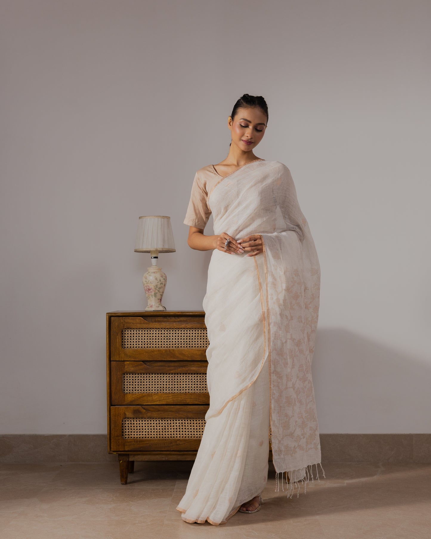 White Pure Linen Traditional Jamdani Saree