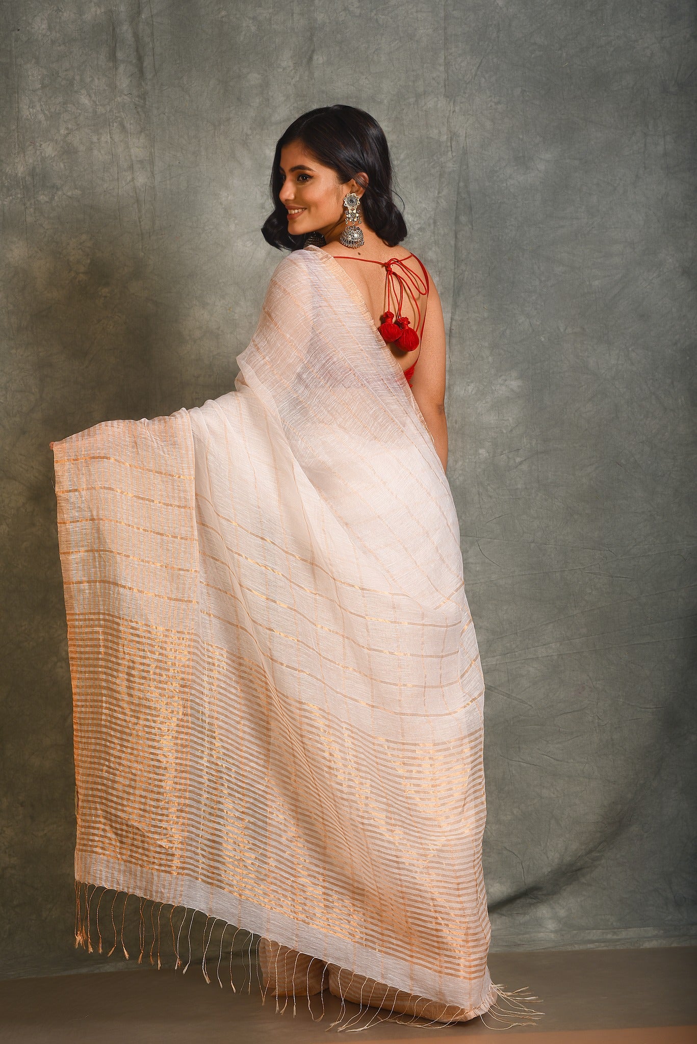 White Pure Silk Linen Handloom Saree