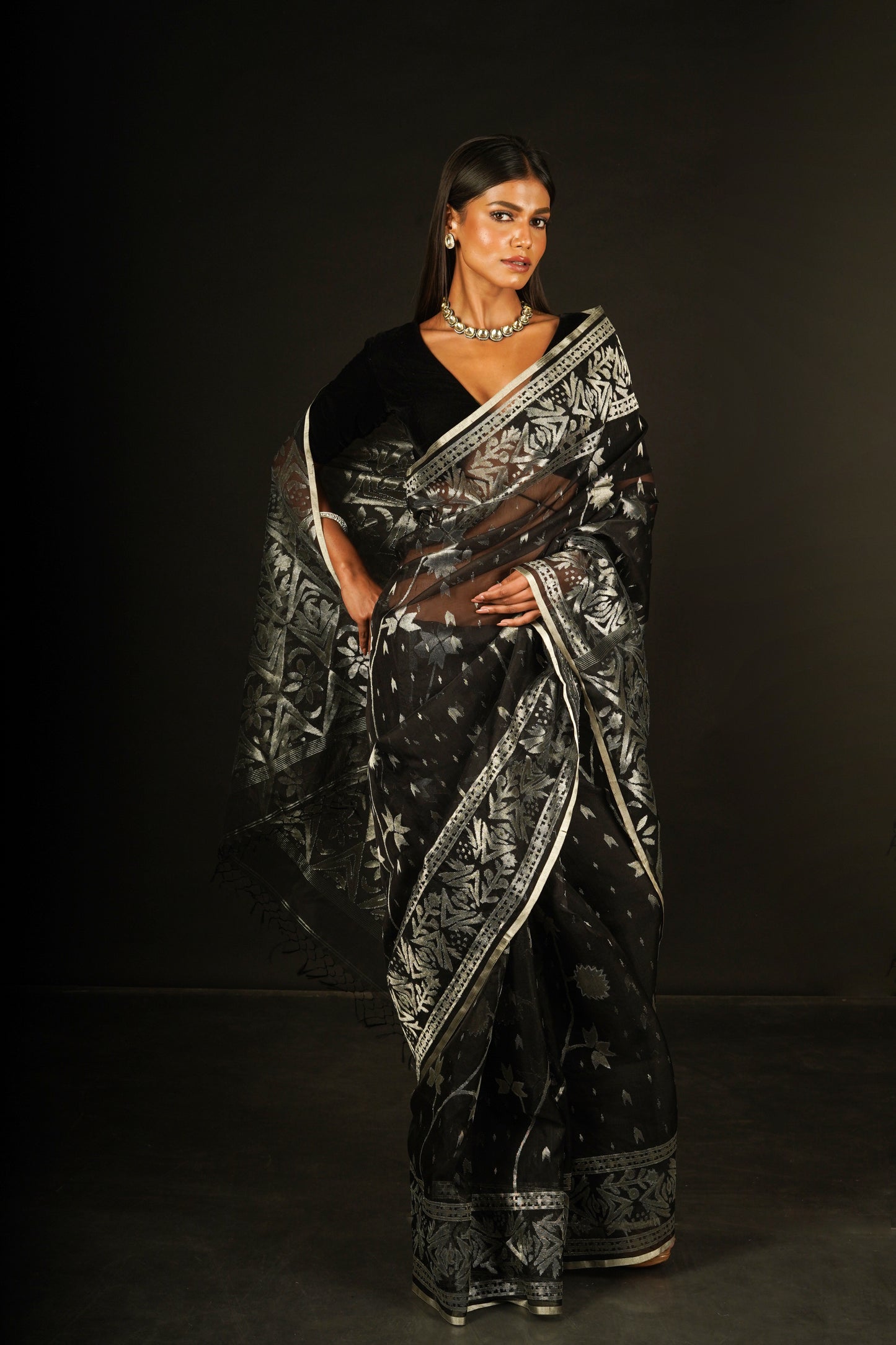 Black Pure Organza Traditional Jamdani Handloom Saree