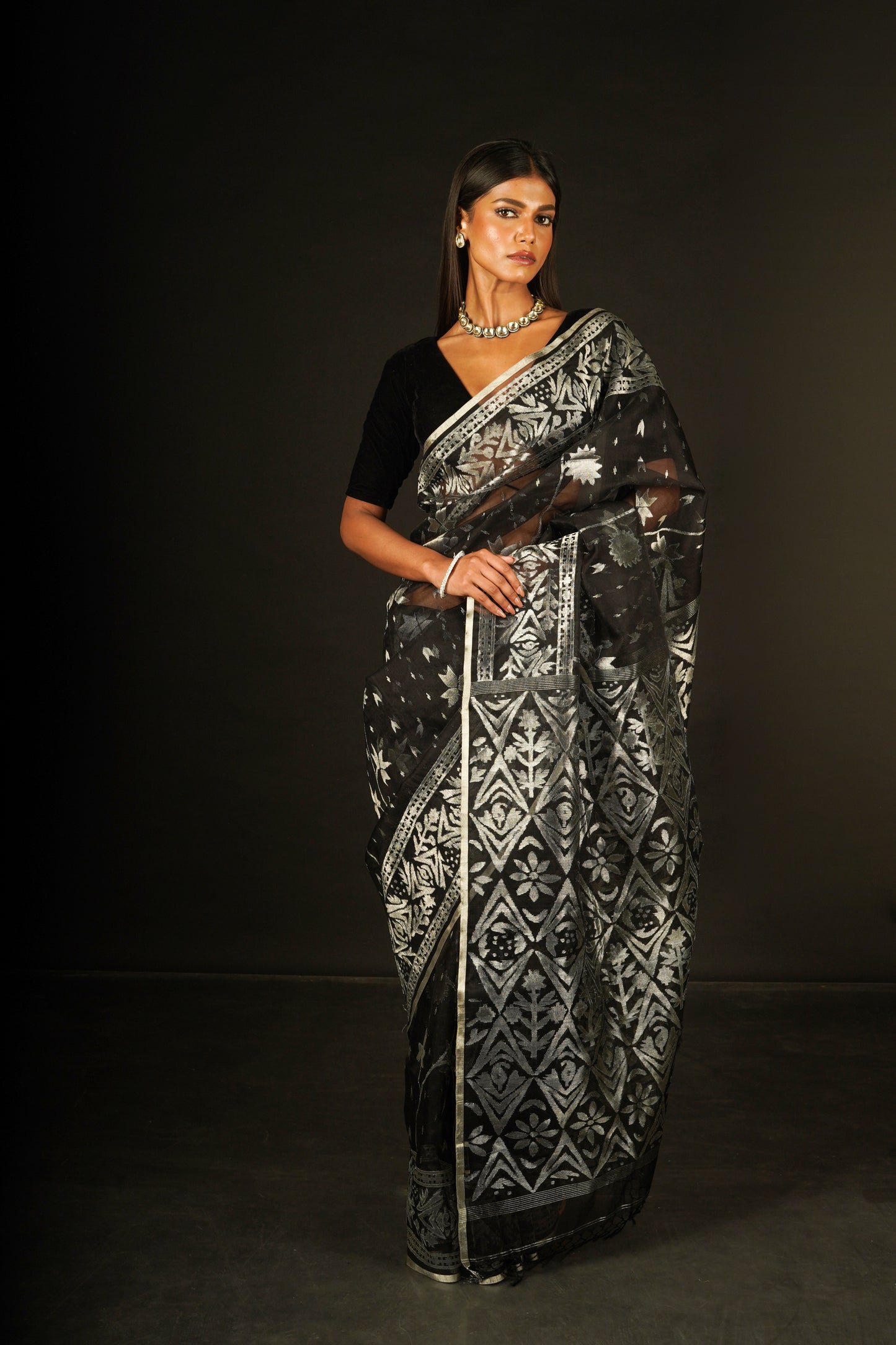 Black Pure Organza Traditional Jamdani Handloom Saree