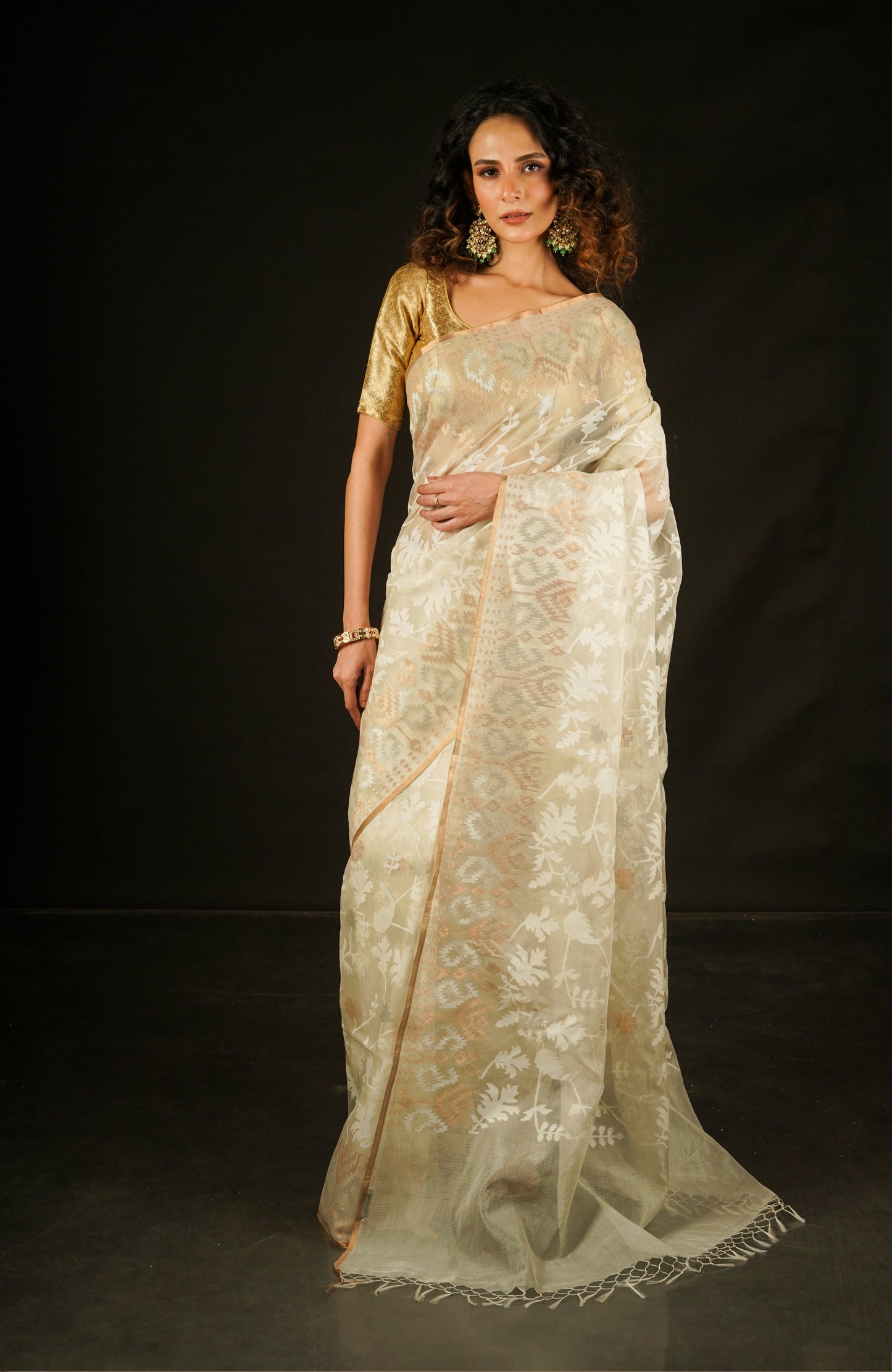 White Pure Organza Traditional Jamdani Saree(Pre-Order)