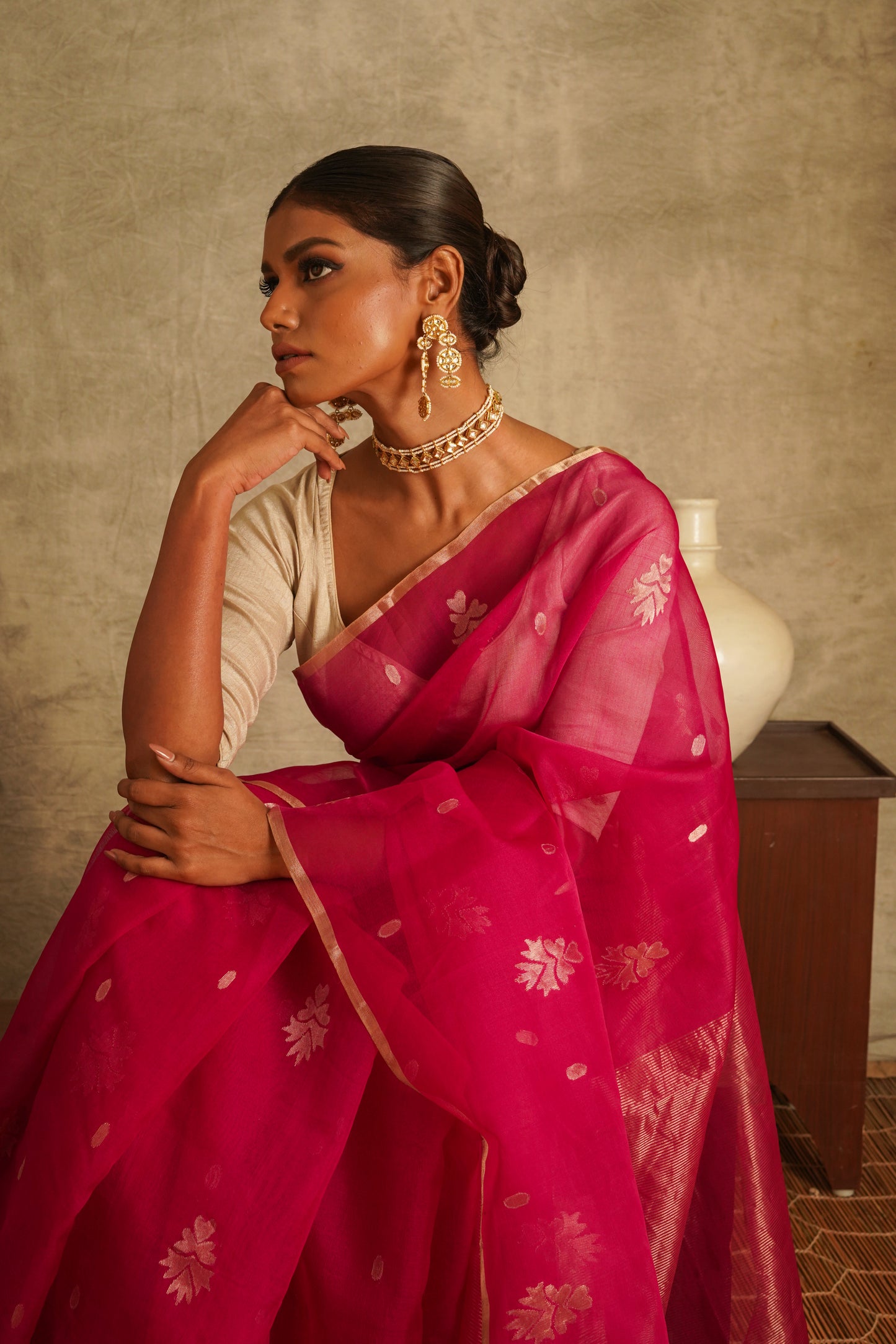 Fuchsia Pure Organza Silk Jamdani Handloom Saree