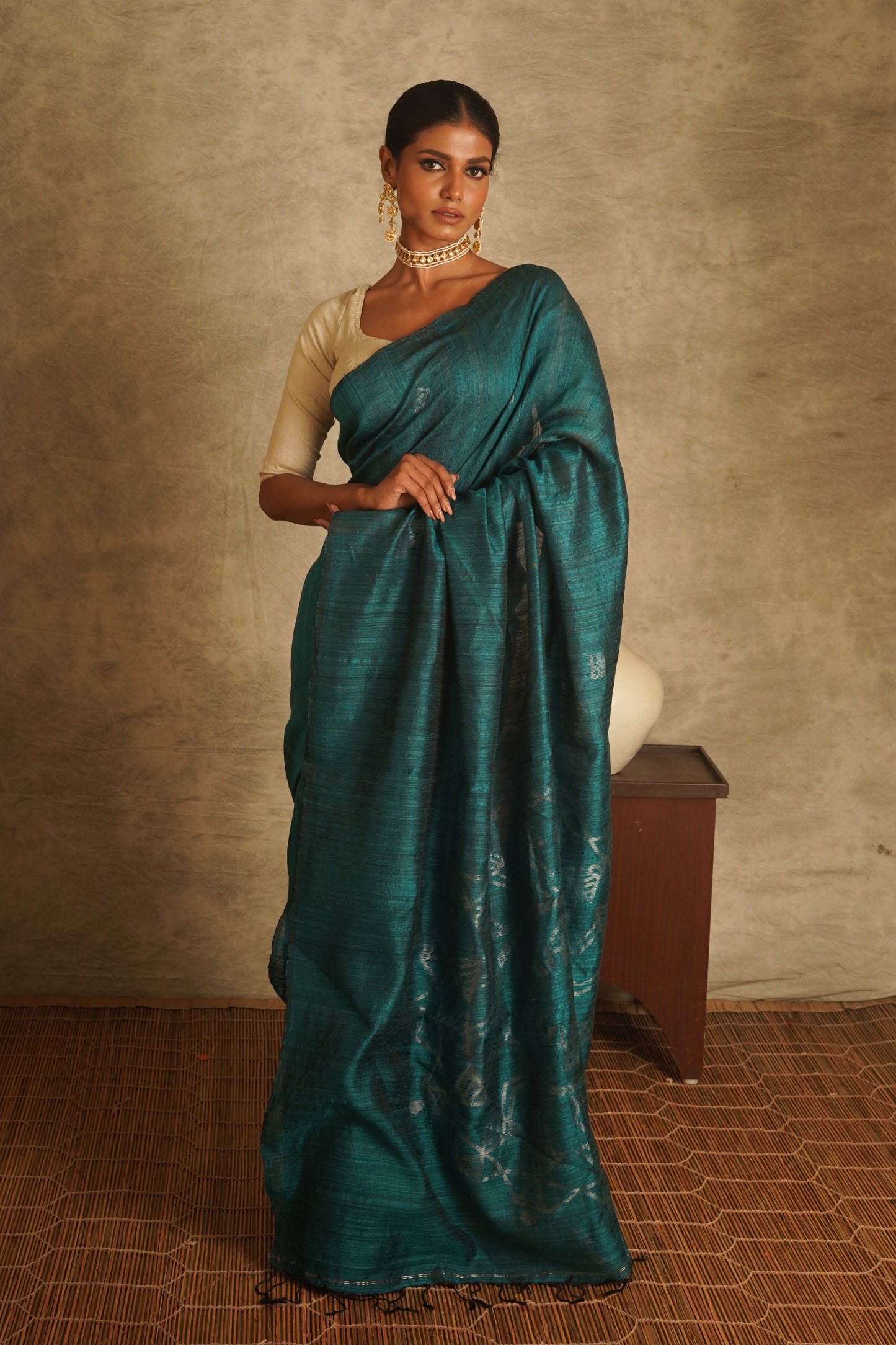 Teal Pure Matka Silk Jamdani Handloom Saree