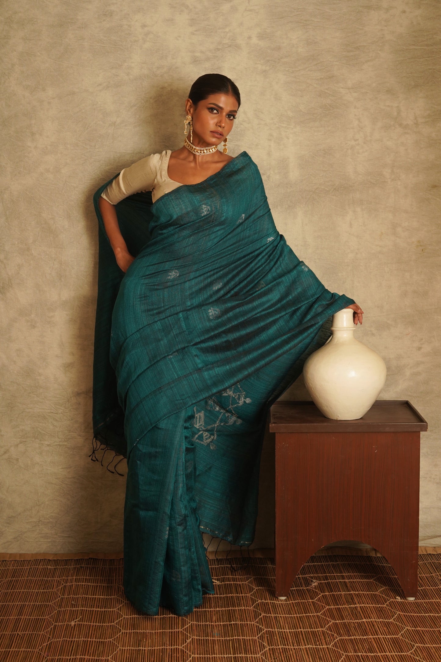 Teal Pure Matka Silk Jamdani Handloom Saree