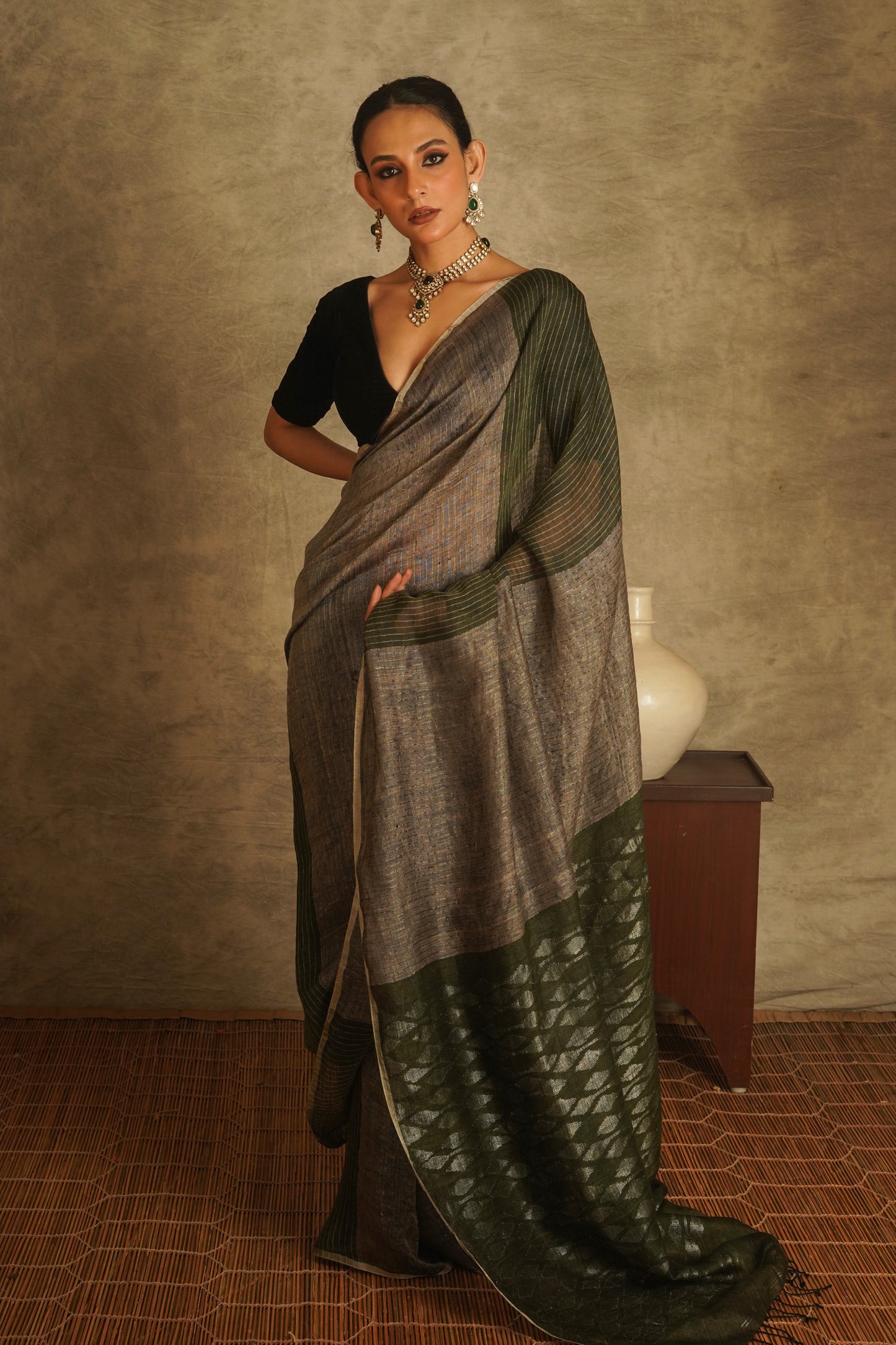 Green and Grey Pure Linen Jamdani Handloom Saree