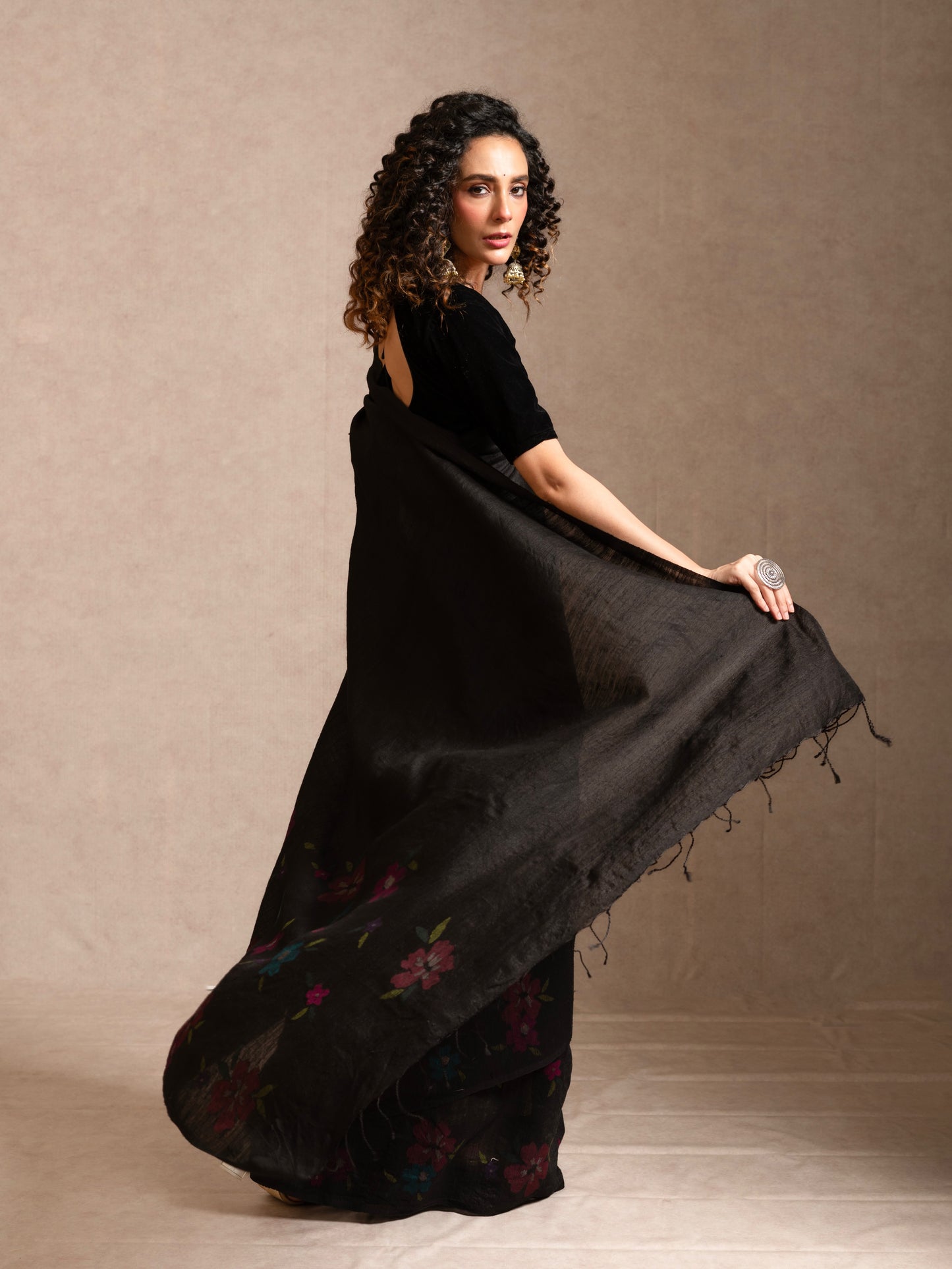 Black Pure Matka Silk Jamdani Handloom Saree