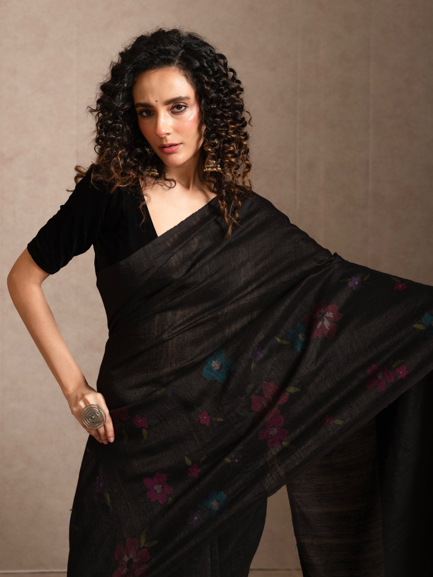 Black Pure Matka Silk Jamdani Handloom Saree