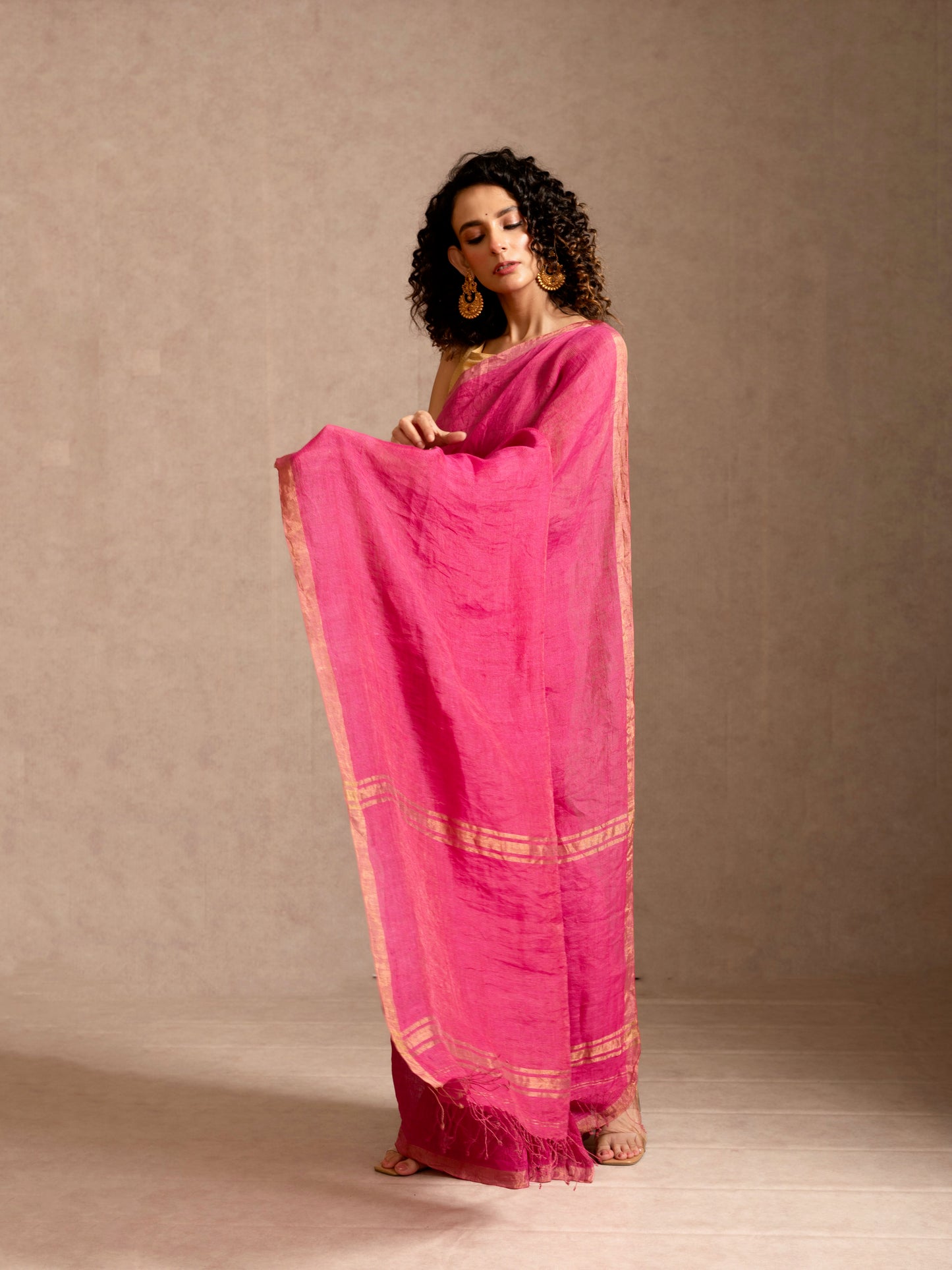 Fuchsia Tissue Linen Handloom Saree