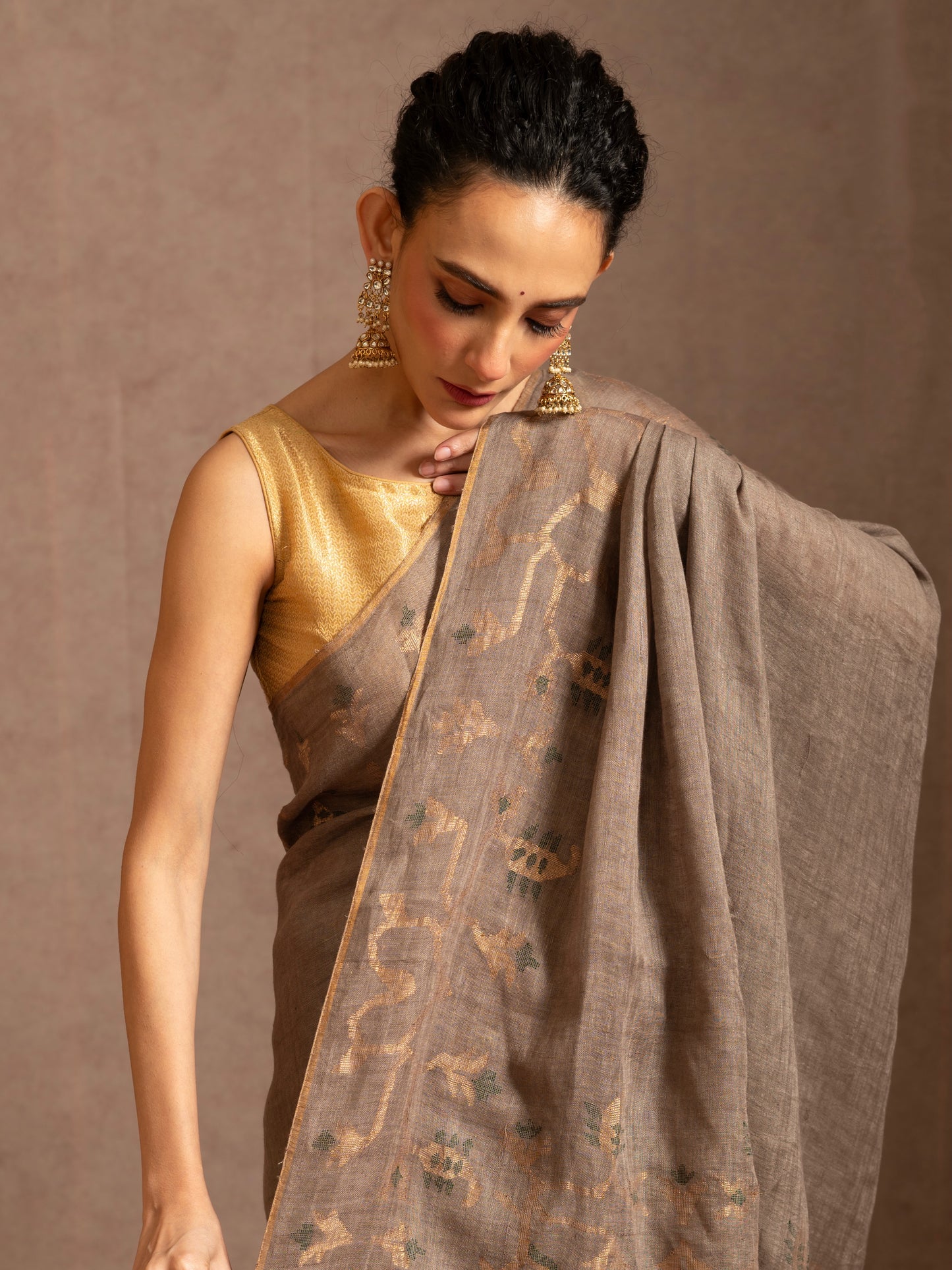 Grey Pure Linen Jamdani Handloom Saree