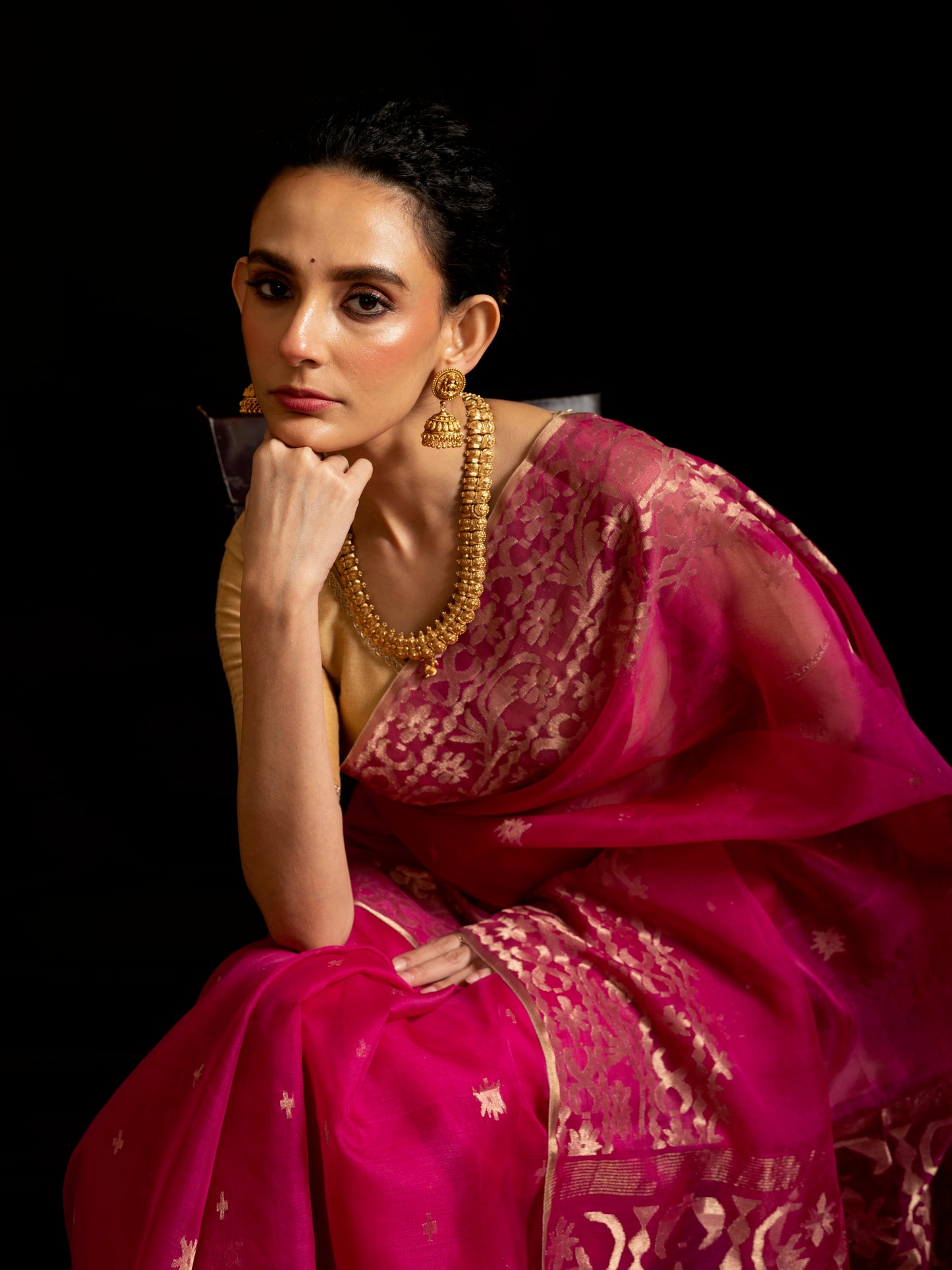 Fuchsia Pure Organza Silk Traditional Jamdani Saree