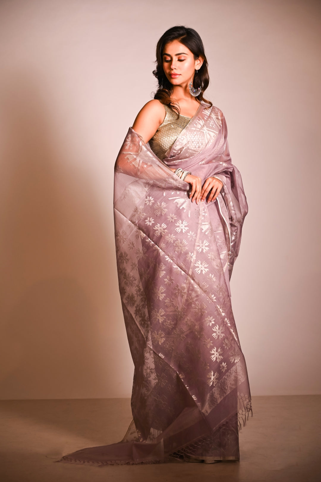 Mauve Pure Organza Traditional Jamdani Handloom Saree