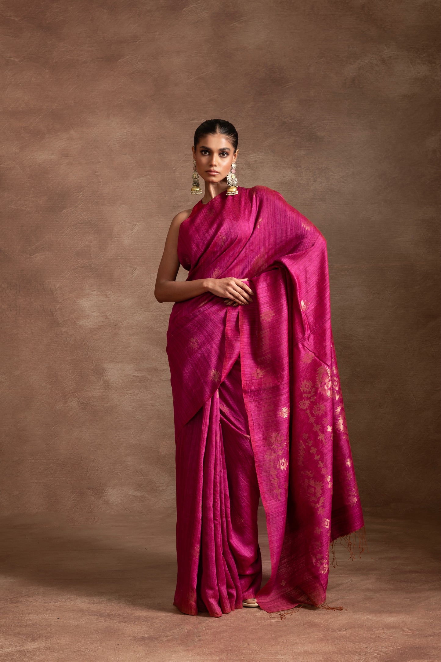 Magenta Pure Matka Silk Jamdani Handloom Saree