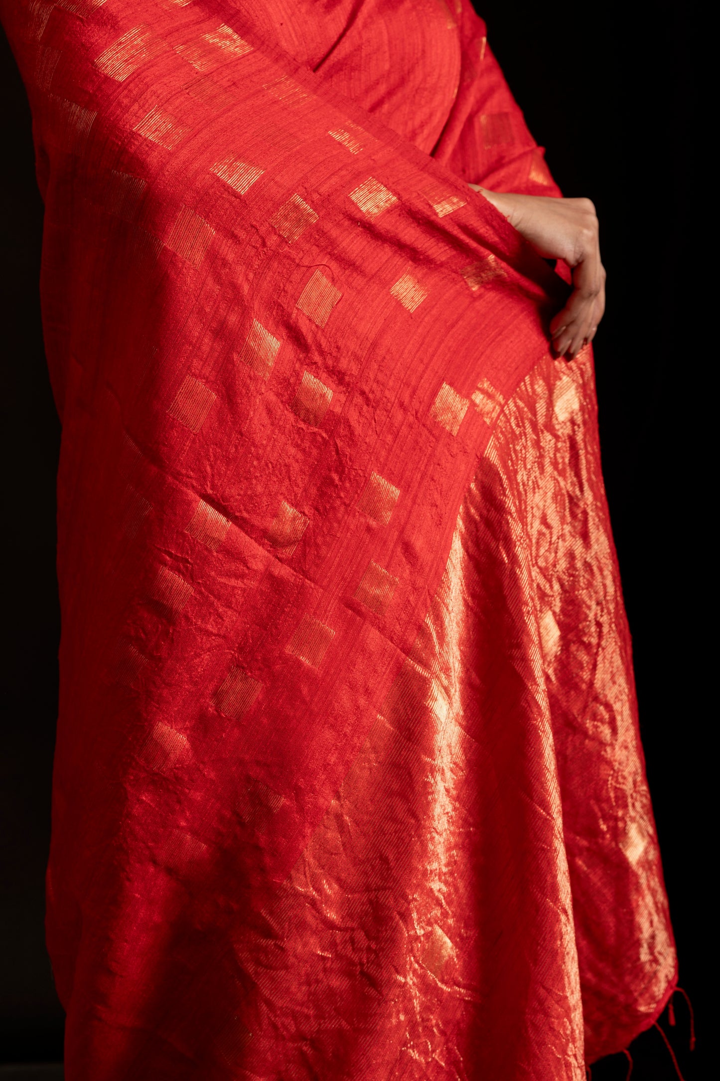 Red Pure Matka Silk Jamdani Handloom Saree