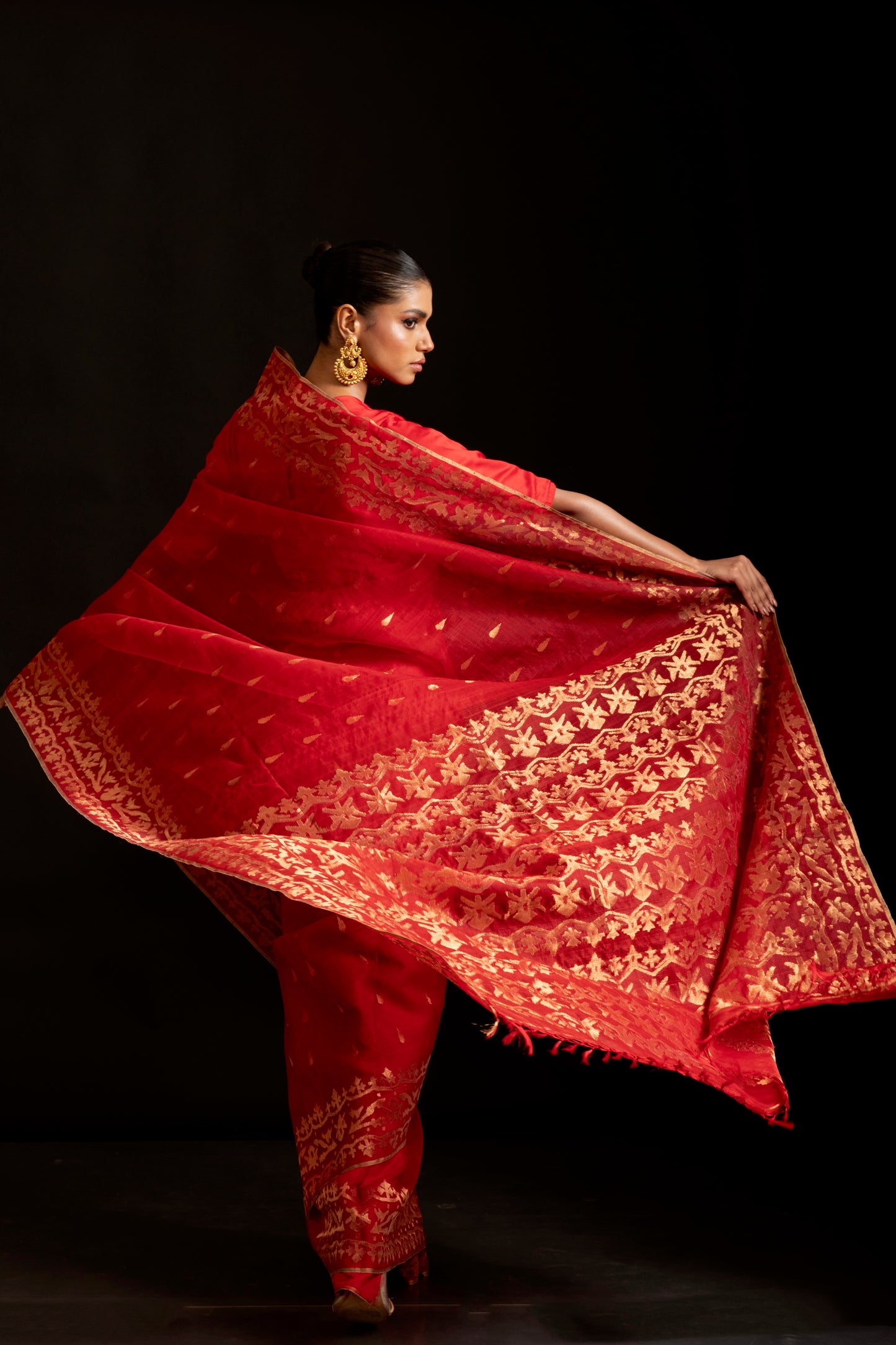 Red Pure Organza Traditional Jamdani Saree