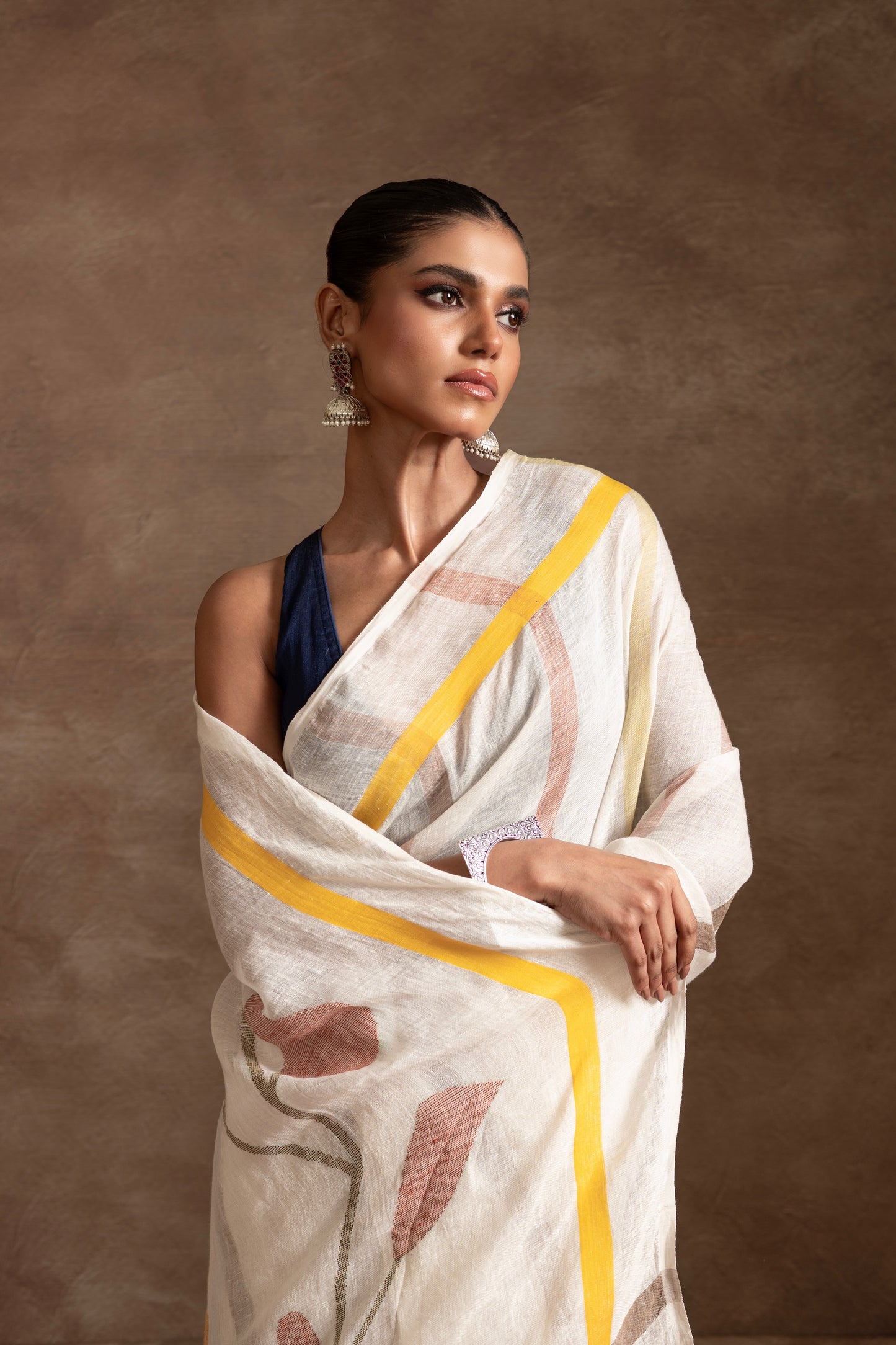 White Pure Linen Jamdani Handloom Saree