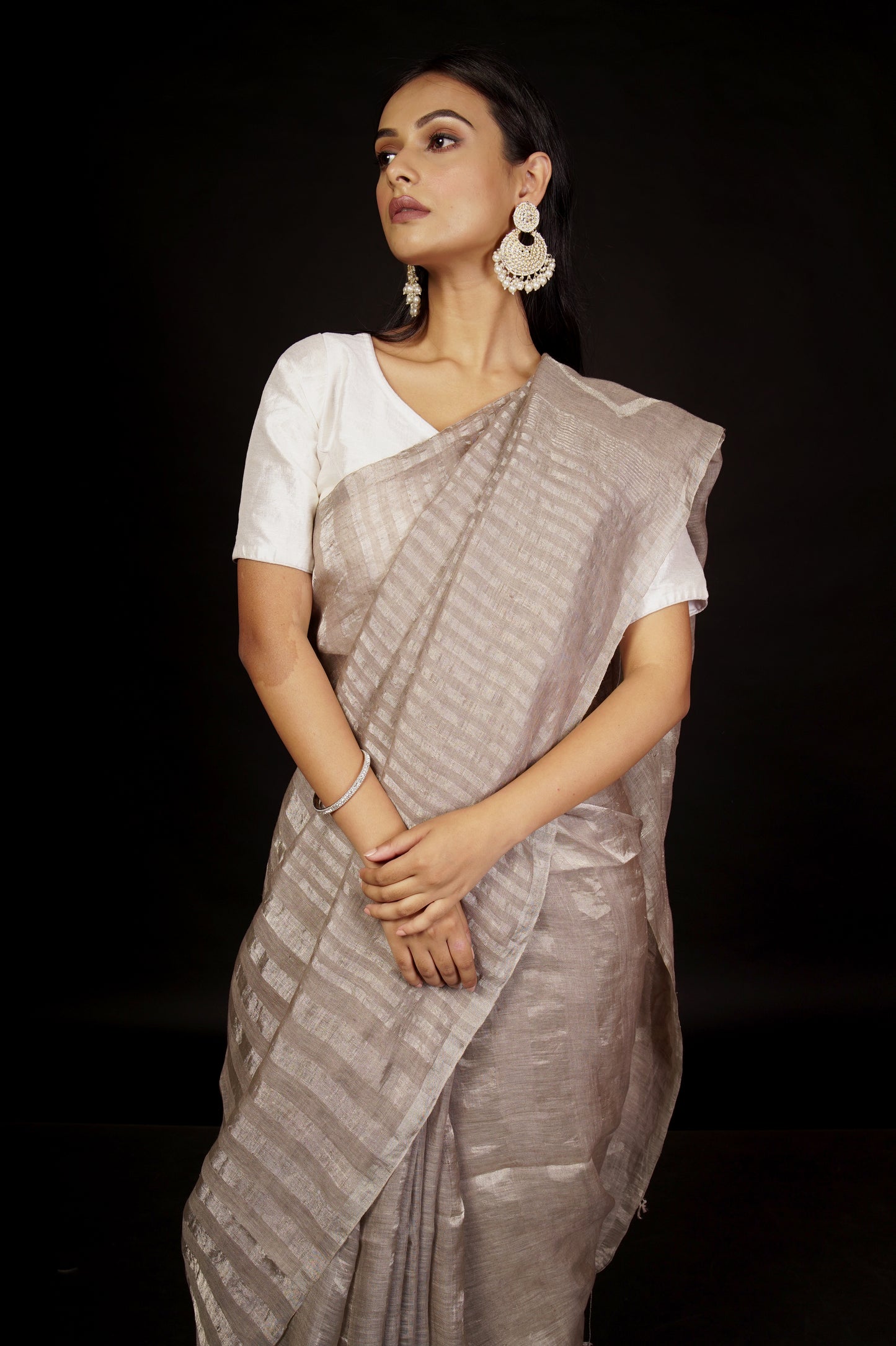 Grey Pure Linen Jamdani Handloom Saree