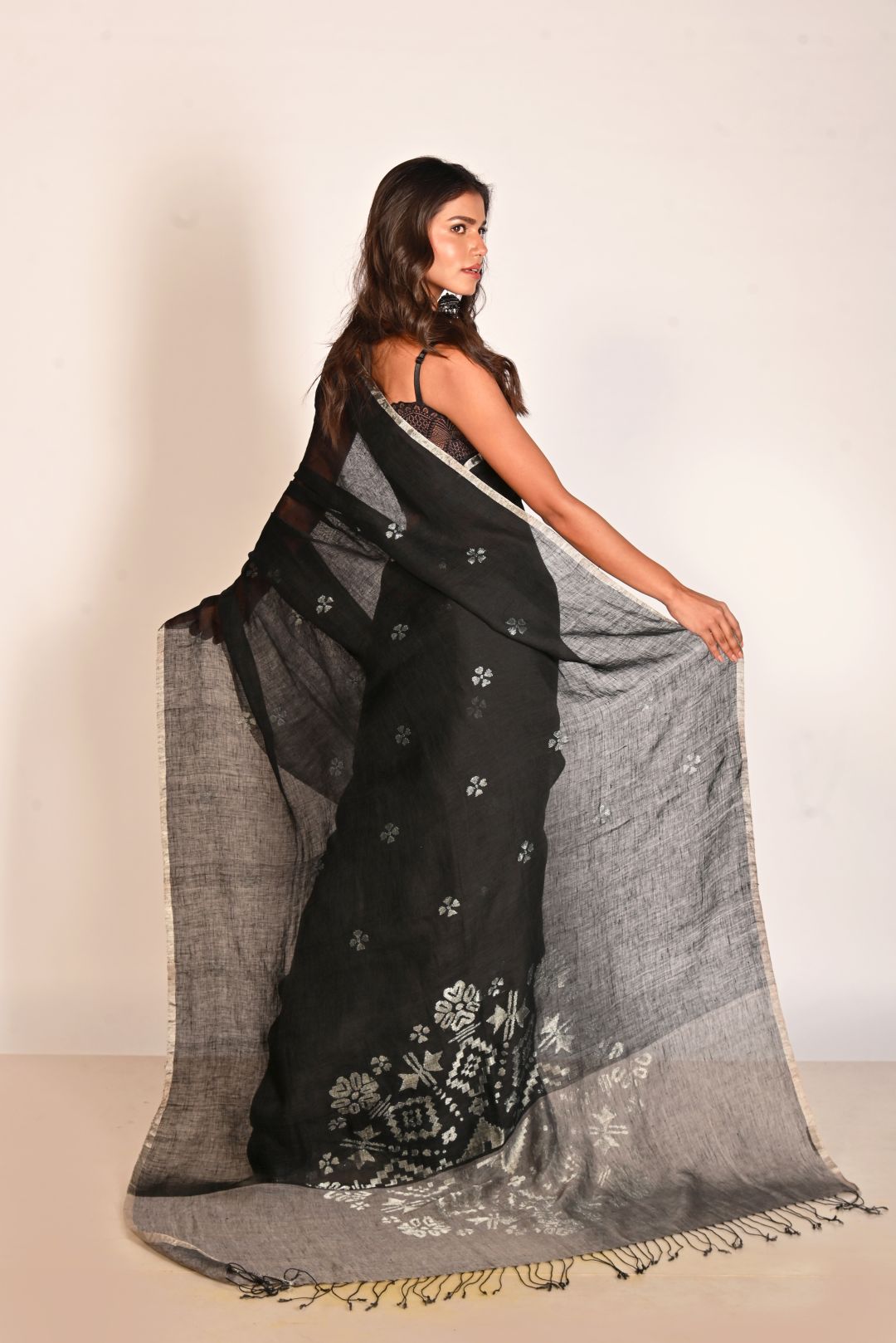 Black Pure Linen Jamdani Handloom Saree