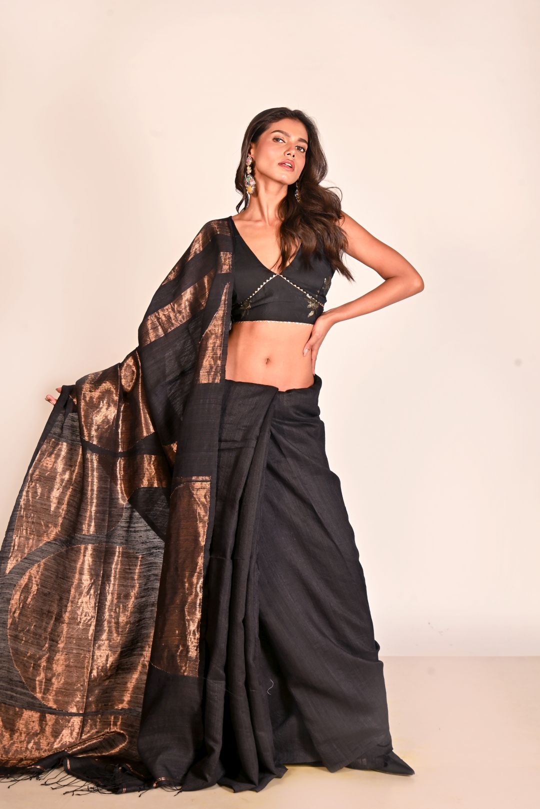 Black Pure Matka Silk Jamdani Handloom Saree