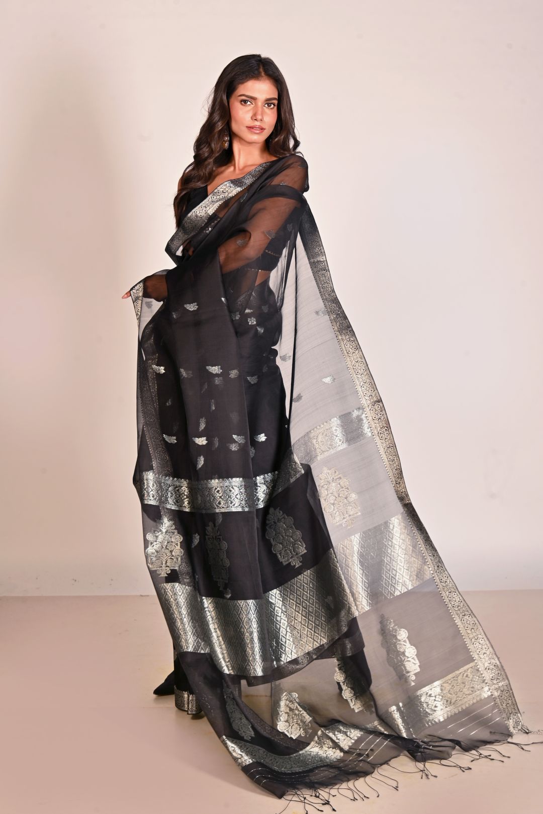 Black Organza Silk Handlom Saree