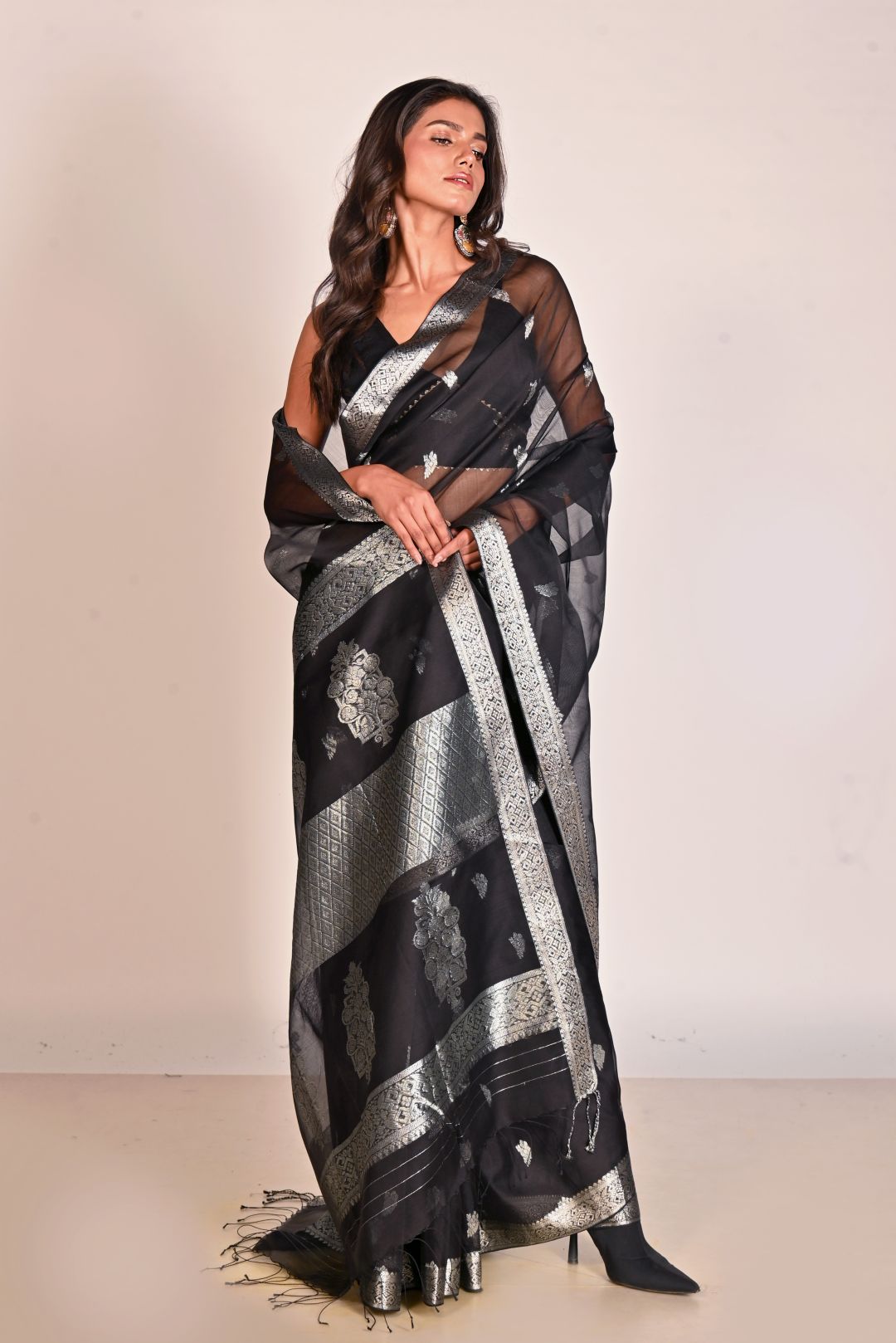 Black Organza Silk Handlom Saree