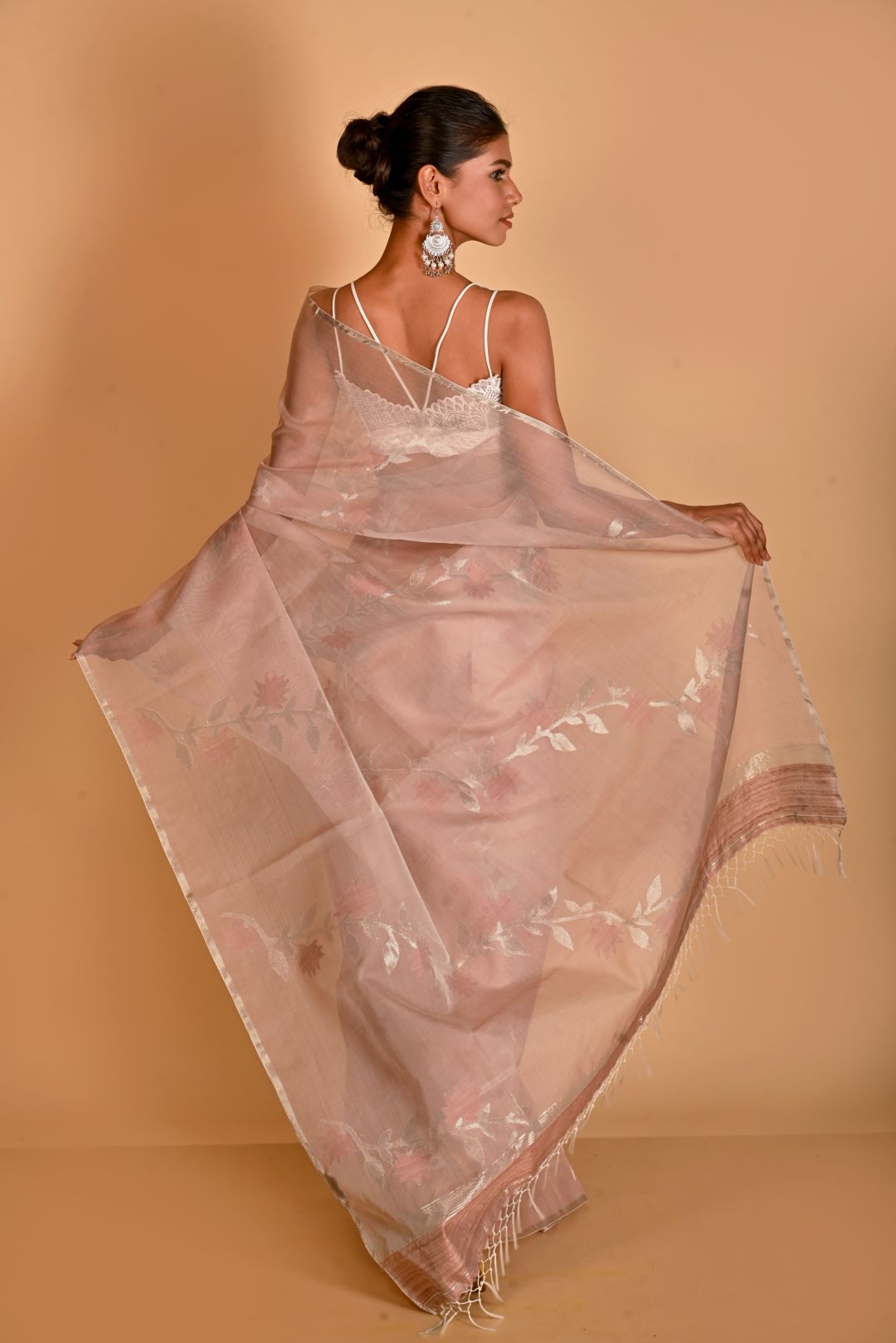 Pink Pure Organza Silk Jamdani Handloom Saree