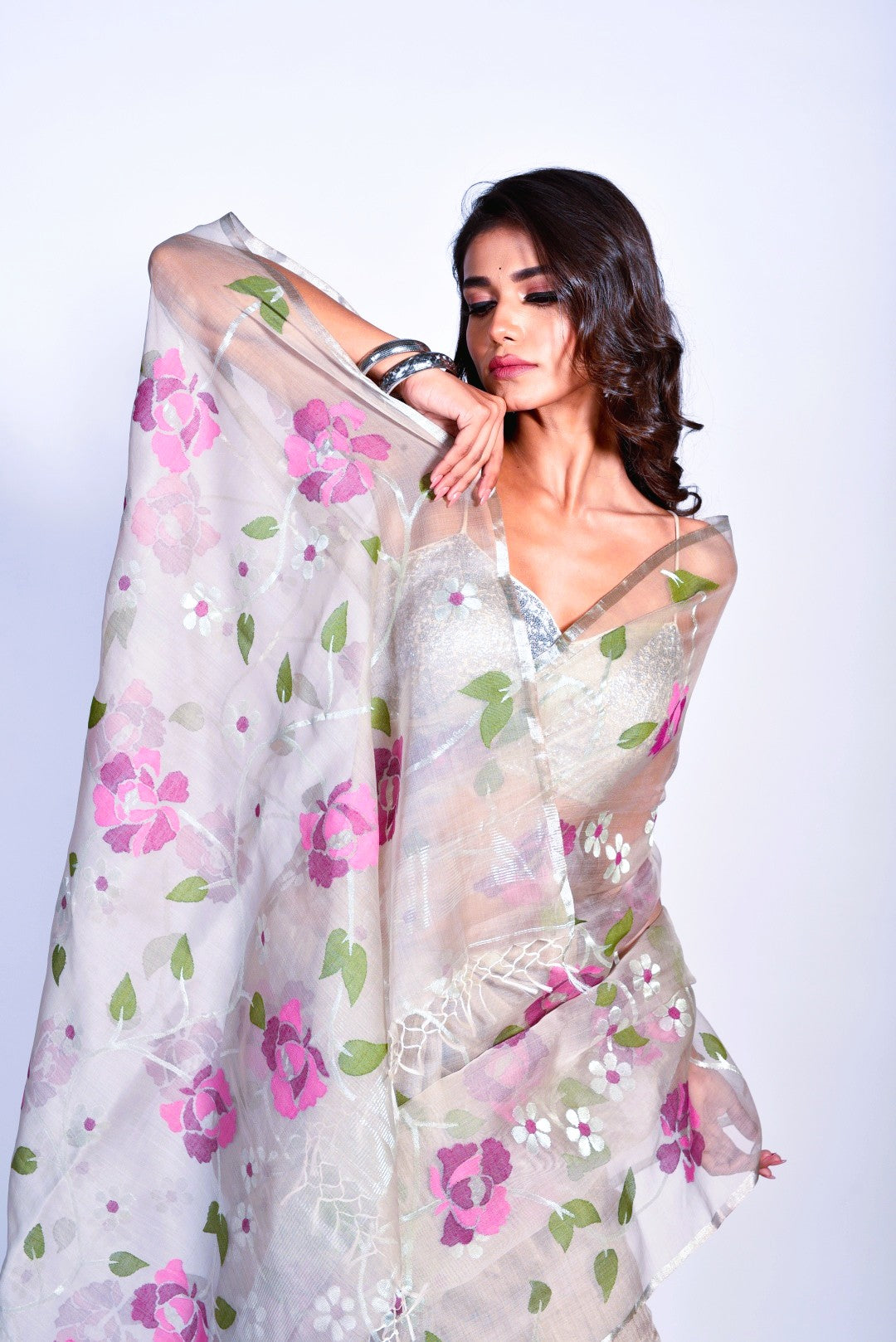 Grey Pure Organza Silk Jamdani Handloom Saree