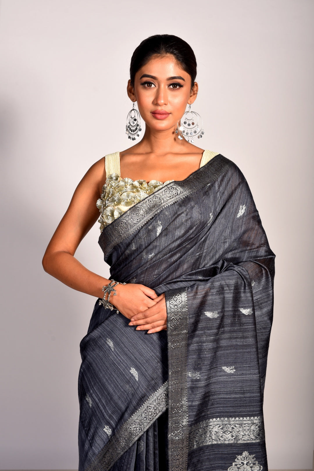 Grey Pure Matka Silk Banarasi Handloom Saree