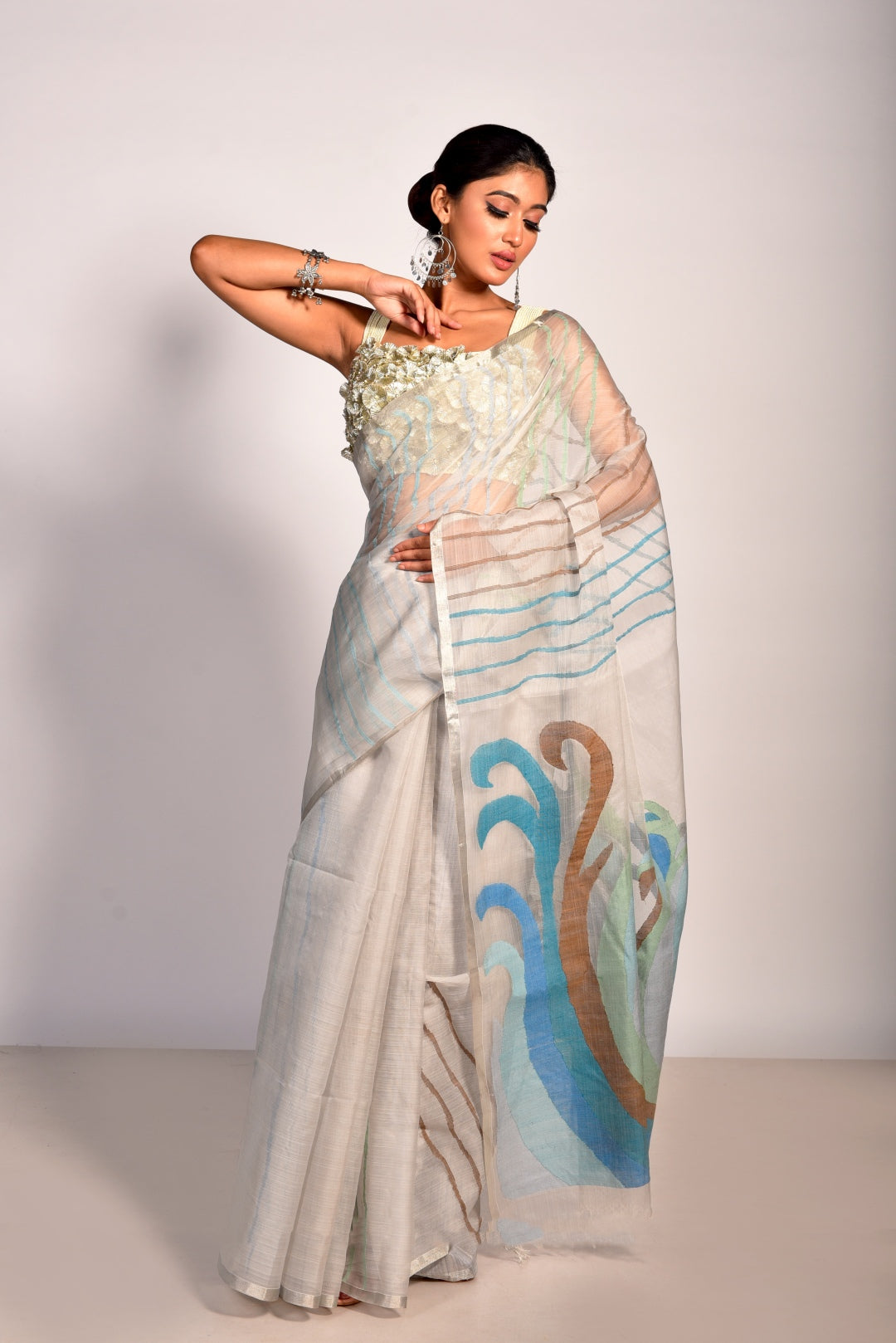 White Organza Silk Jamdani Handloom Saree