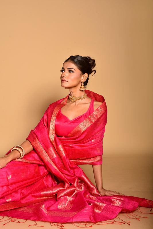 Fuchsia Pure Matka Silk Banrasi Handloom Saree