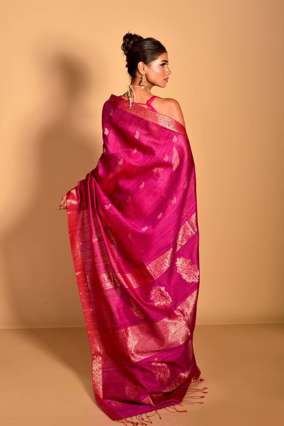 Magenta Pure Matka Silk Banarasi Handloom Saree