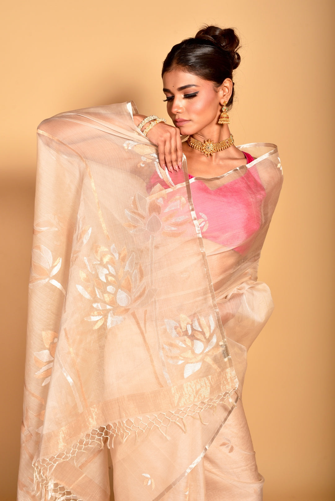 Beige Pure Organza Silk Jamdani Handloom Saree