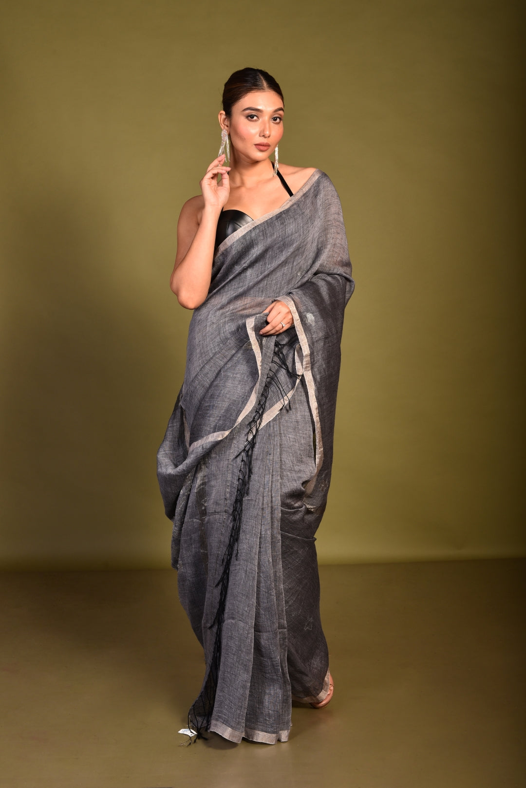 Grey Pure Linen Jamdani Handloom Saree