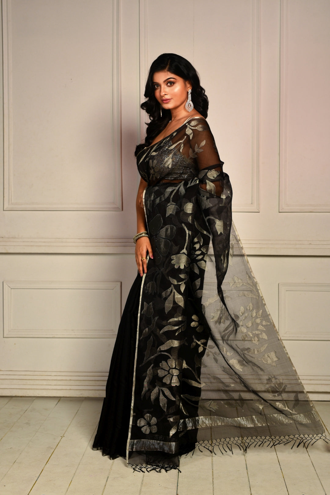 Black Pure Organza and Matka Silk Jamdani Handloom Saree