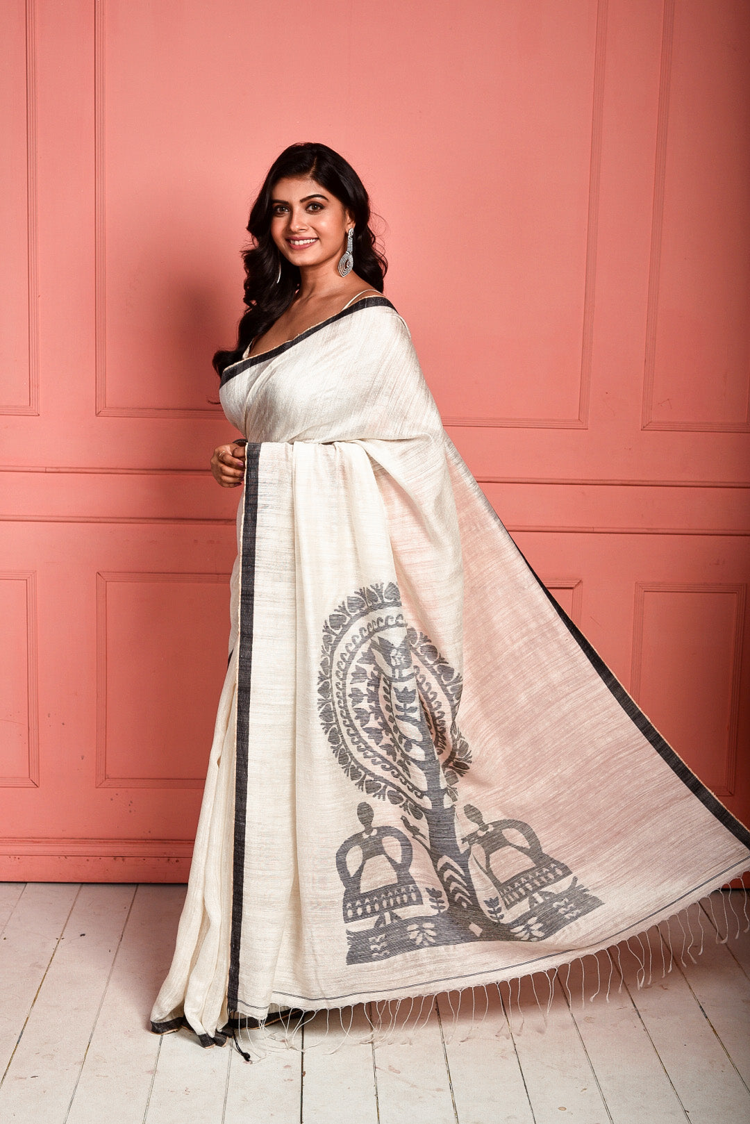 White Pure Matka Silk Jamdani Handloom Saree