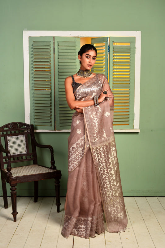 Pure Organza Traditional Jamdani Handloom Saree (Pre-Order)