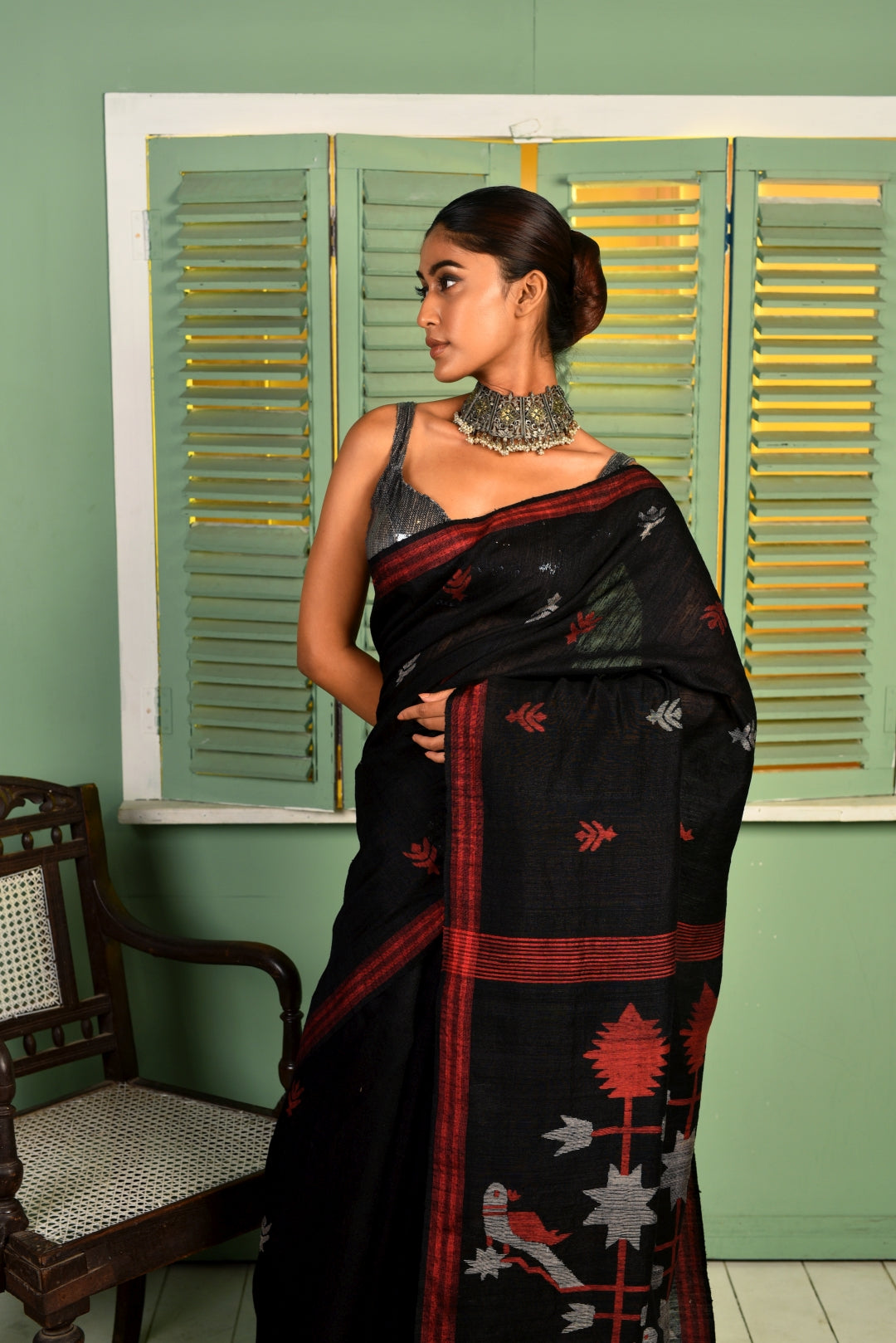 Black Pure Matka Silk Jamdani Handloom Saree