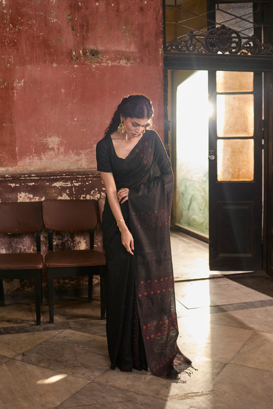 Black Pure Matka Silk Jamdani Handloom Saree