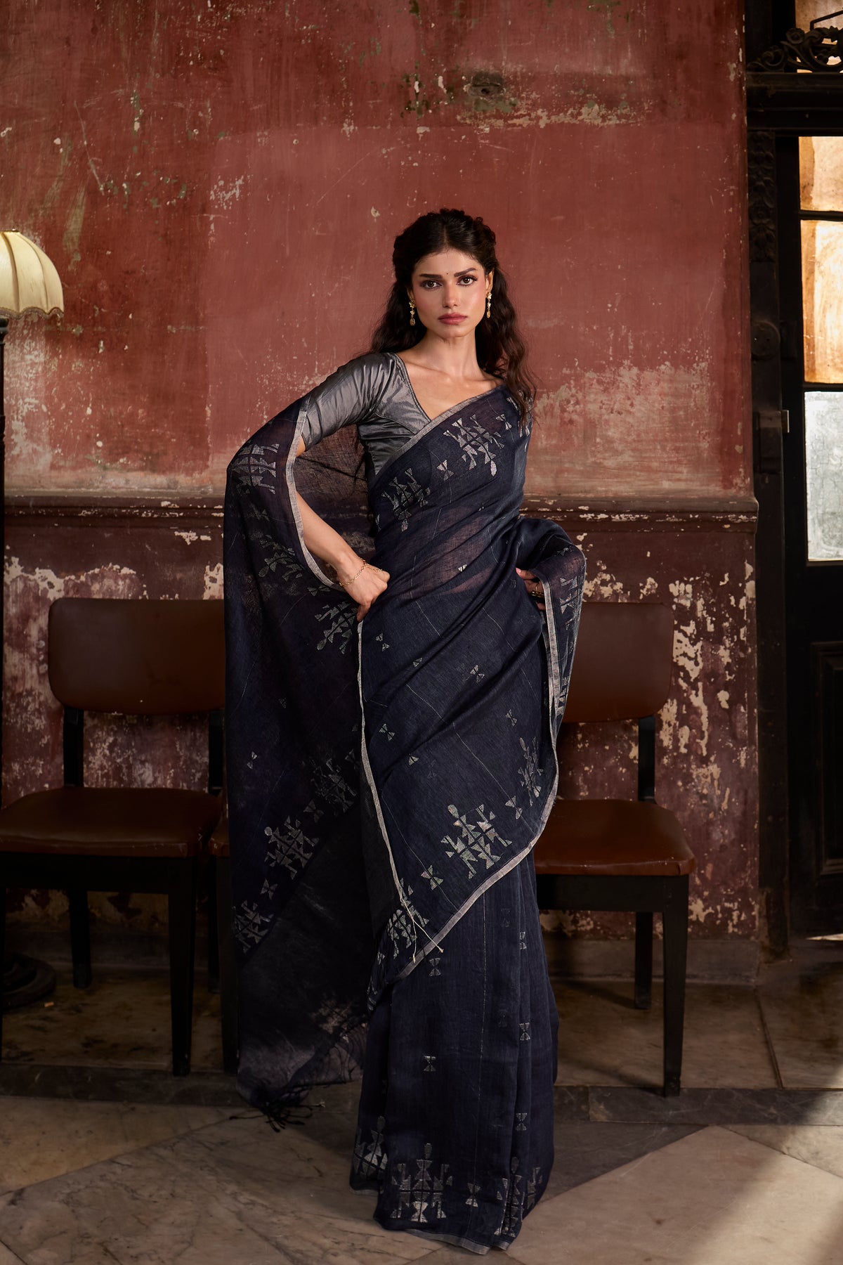 Indigo Pure Linen Jamdani Handloom Saree