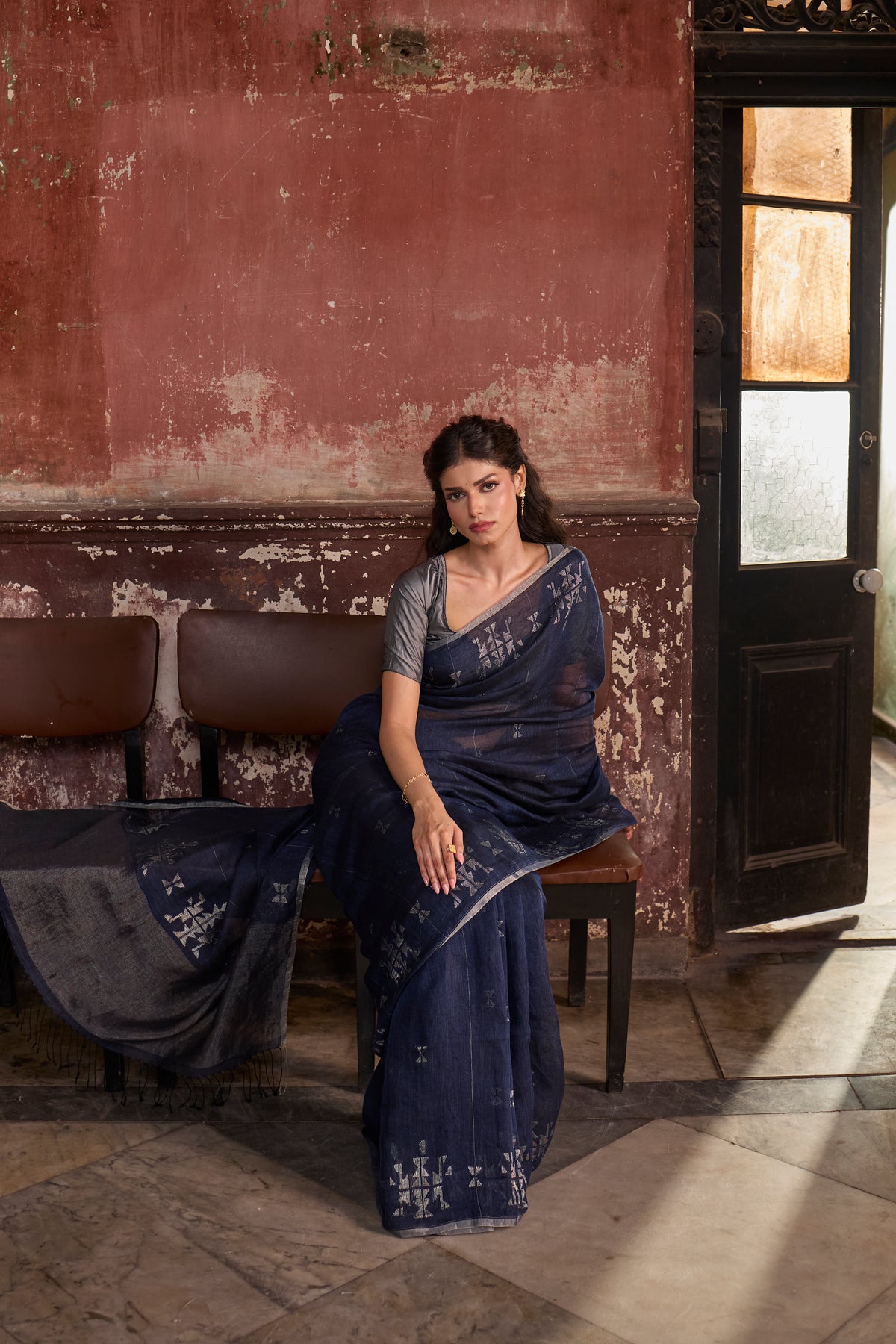 Indigo Pure Linen Jamdani Handloom Saree