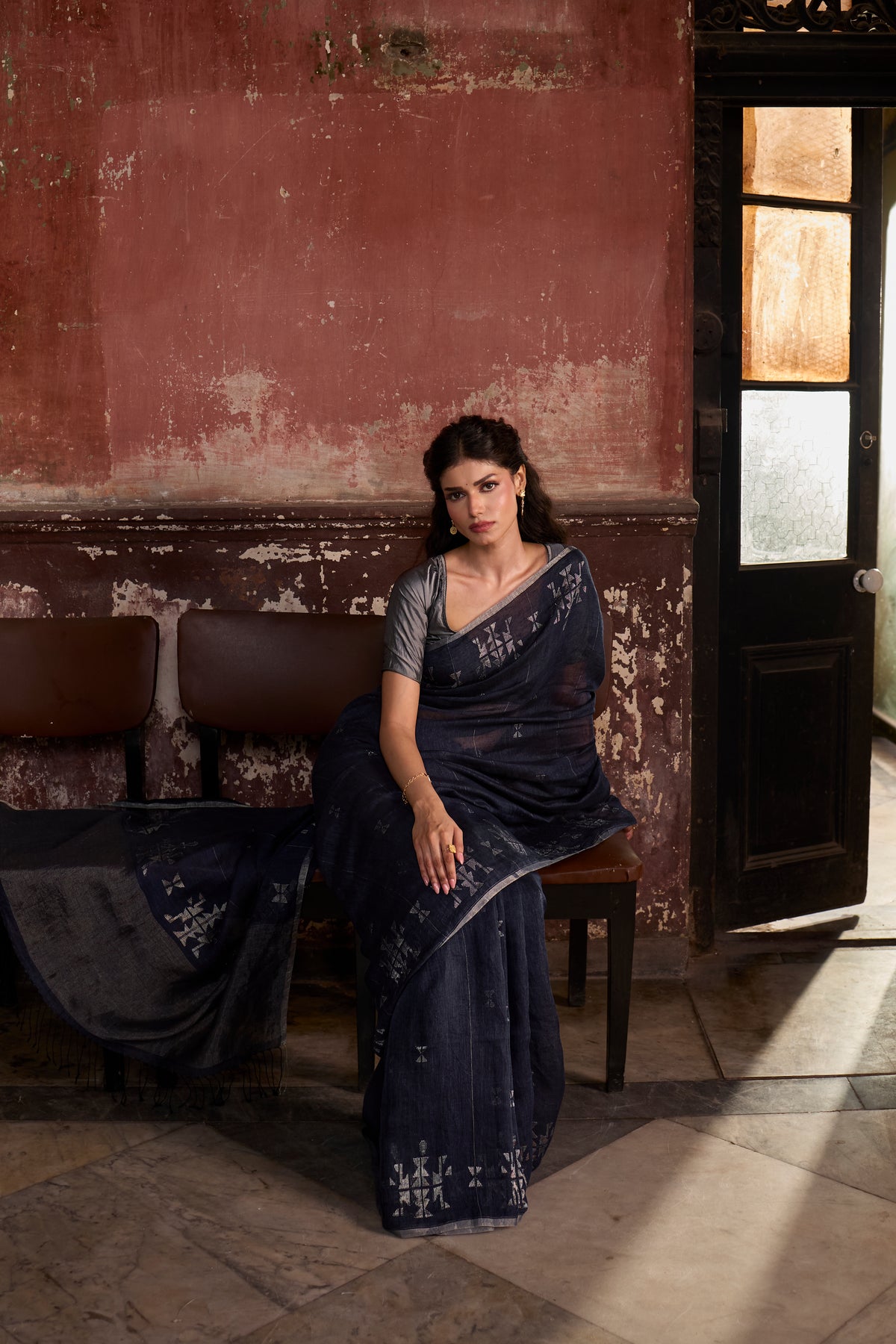 Indigo Pure Linen Jamdani Handloom Saree