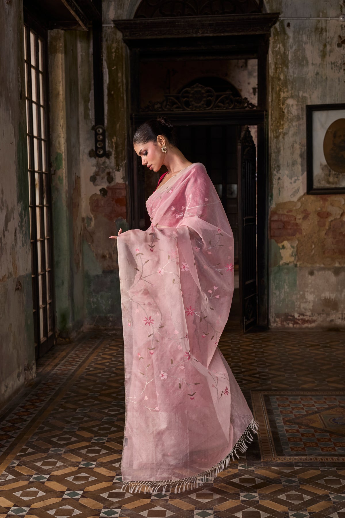 Pink Pure Organza Silk Jamdani Handloom Saree