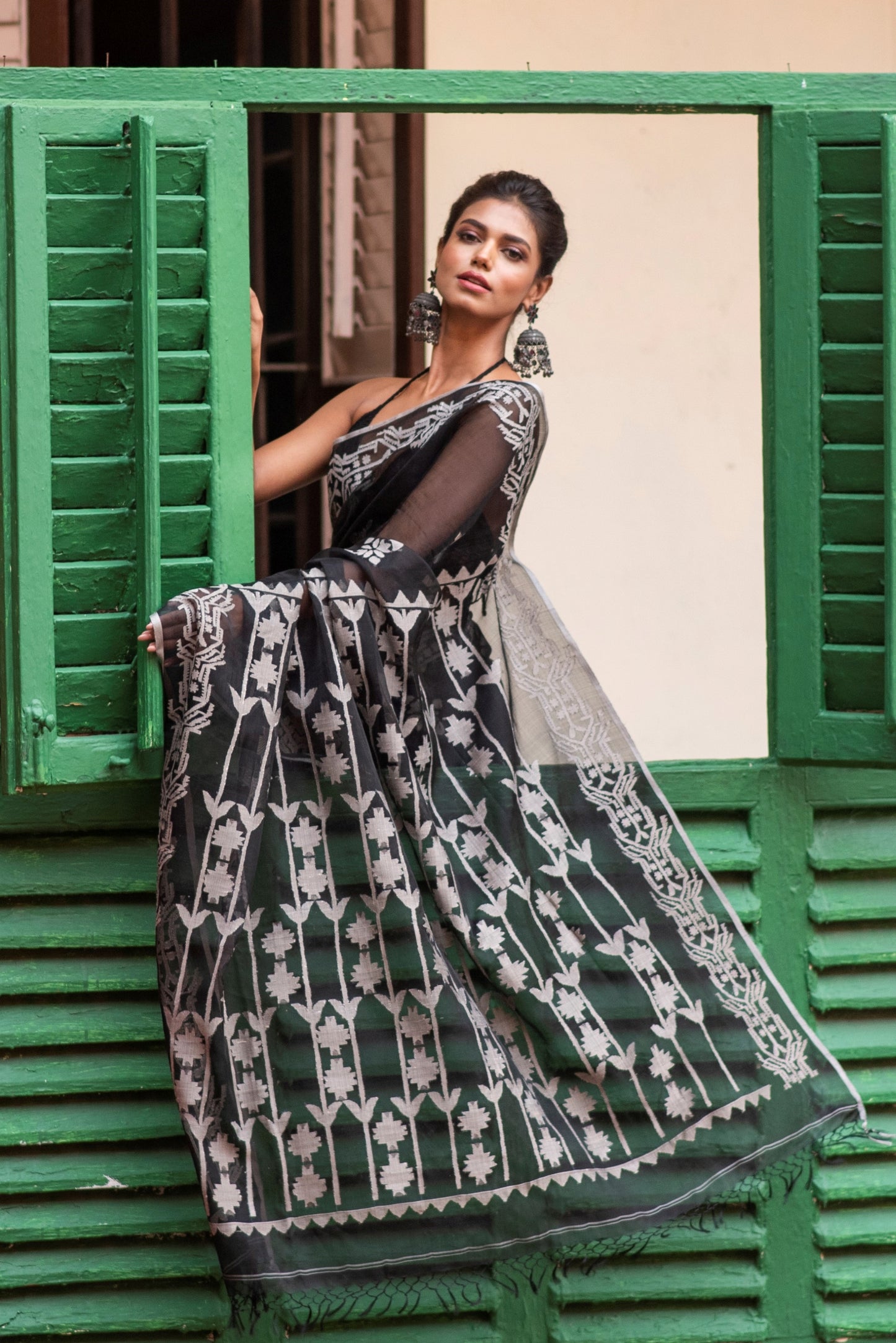 Black and Grey Pure Organza Traditional Jamdani Handloom Saree