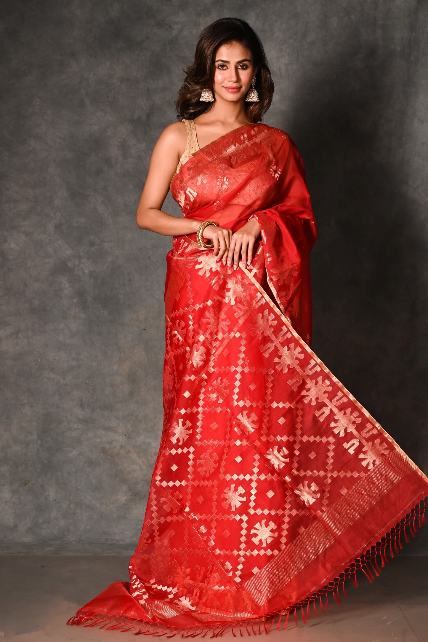 Red Organza Silk Traditional Jamdani Handloom Saree (PRE-ORDER)