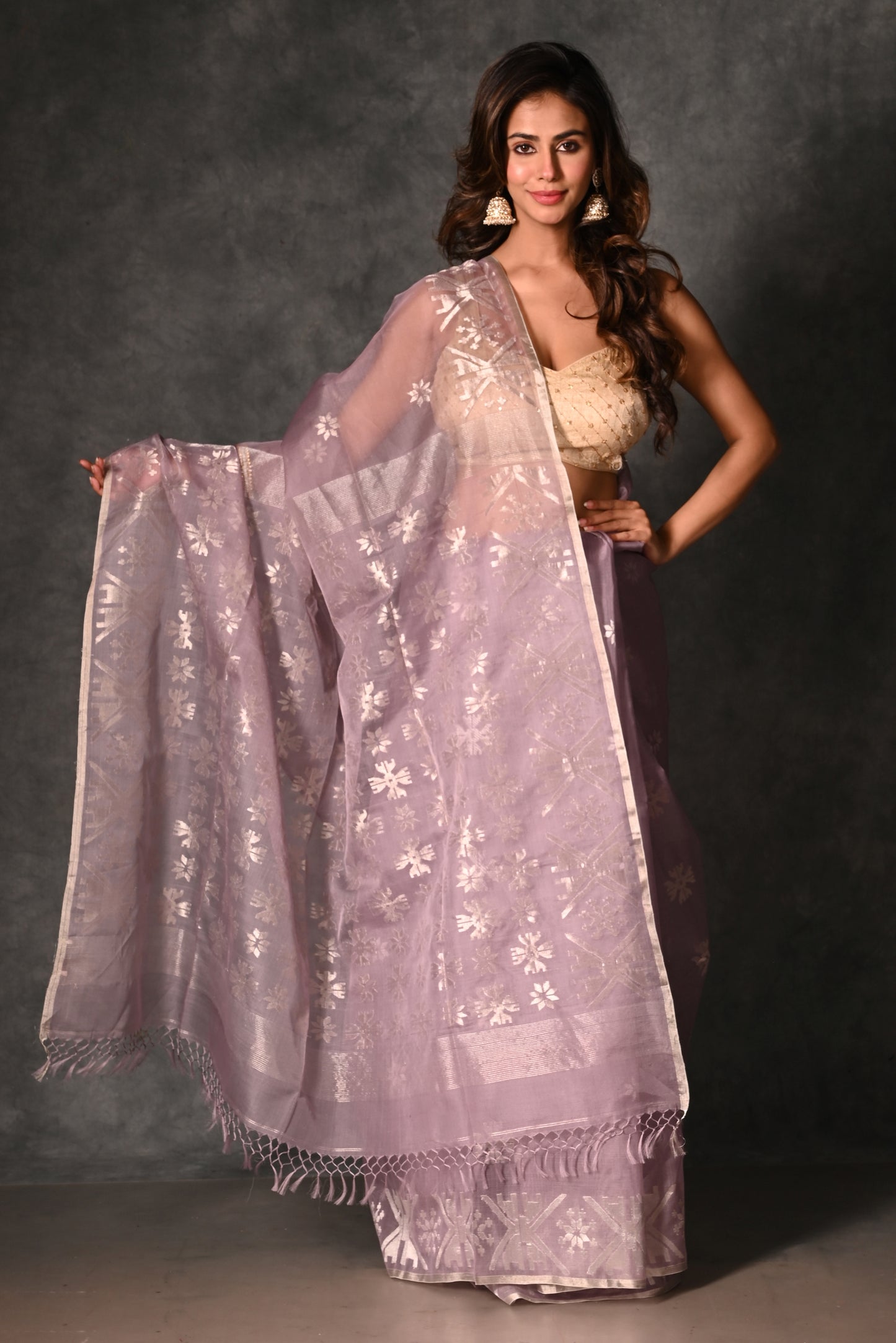 Mauve Pure Organza Traditional Jamdani Handloom Saree