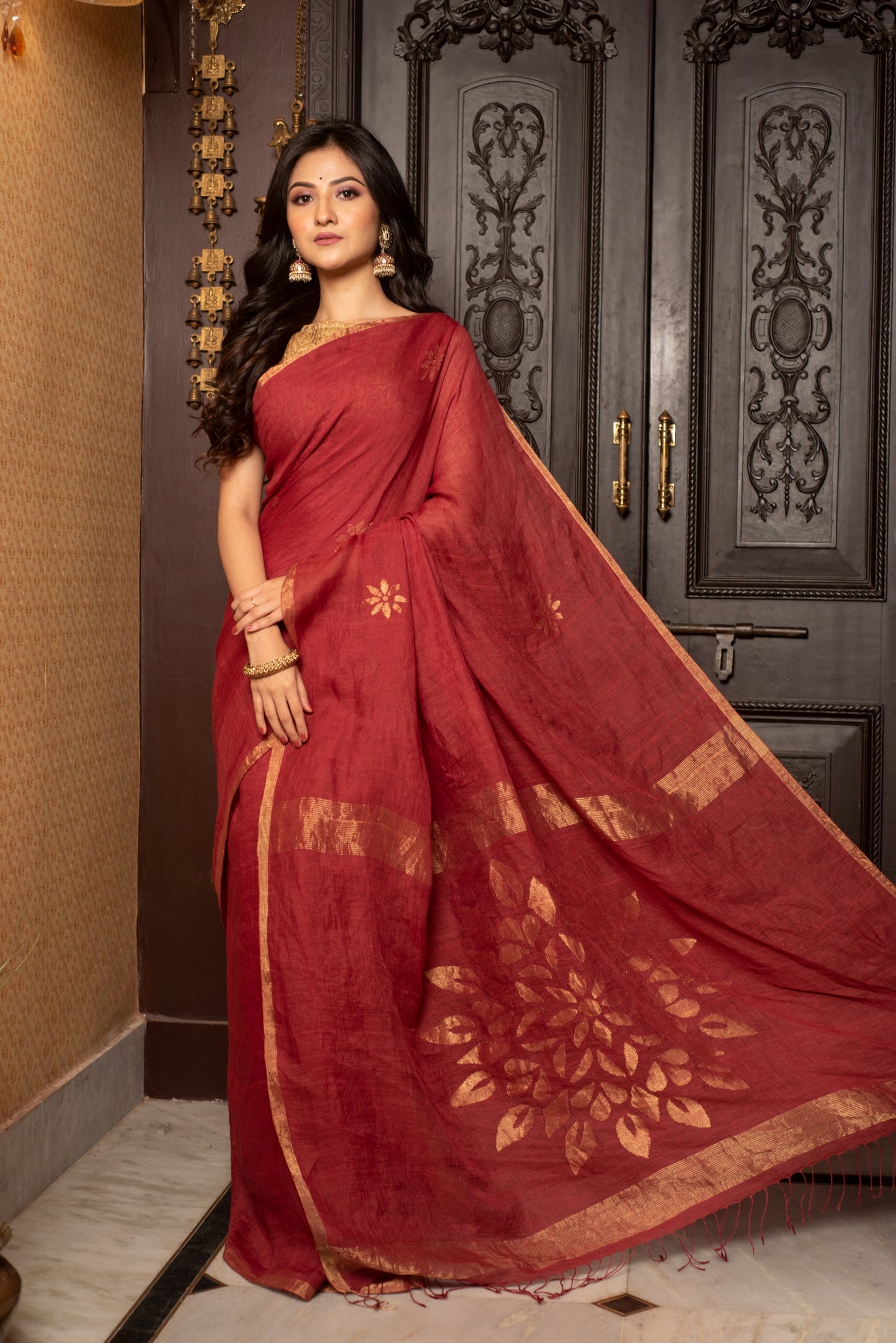 Red Pure Linen Jamdani Handloom Saree