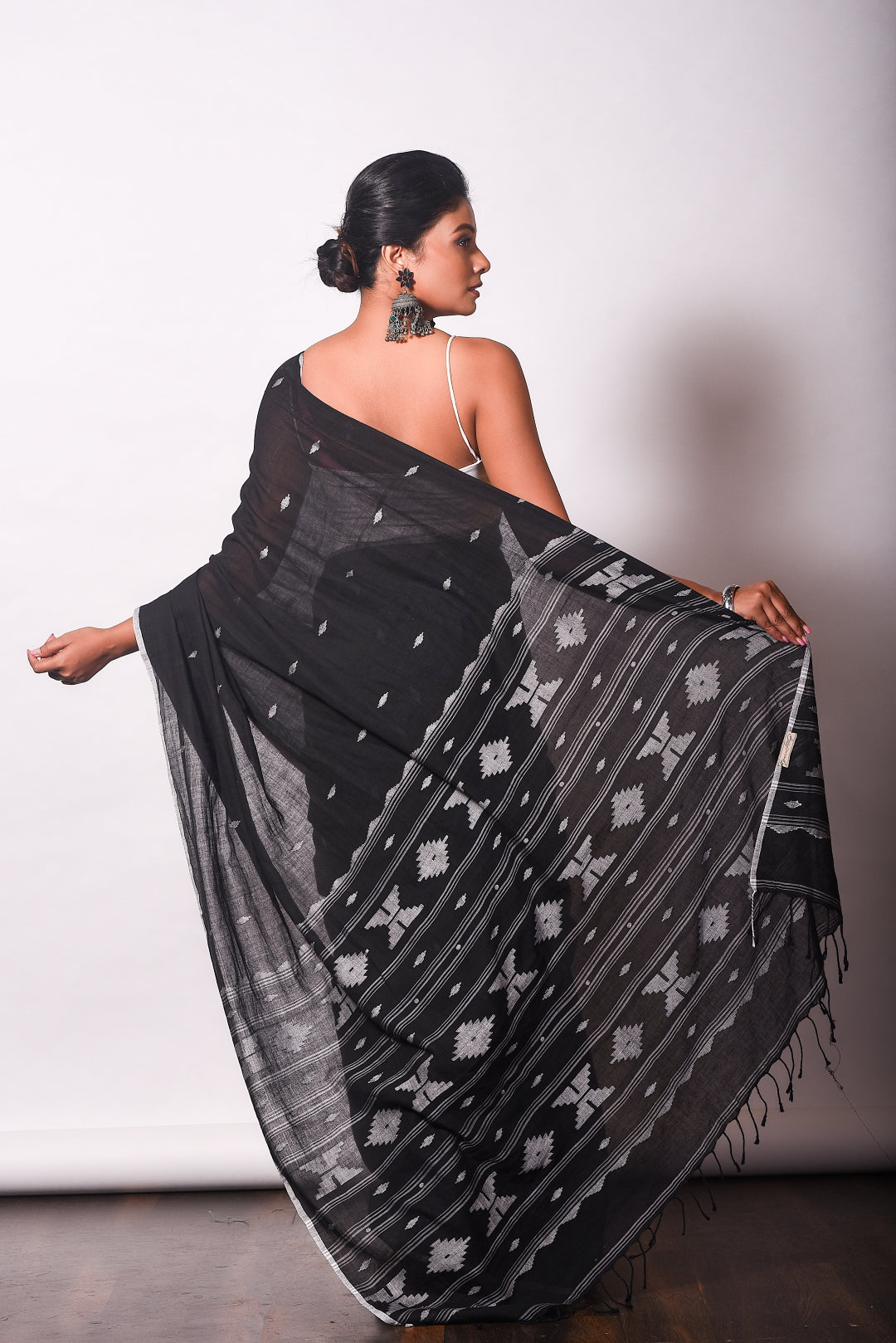 Black Pure Cotton Jamdani Handloom Saree